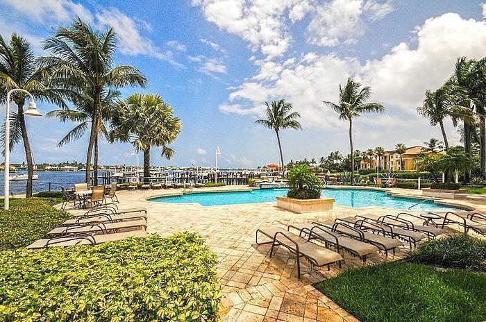 160 Yacht Club 206 #206, Hypoluxo FL 33462