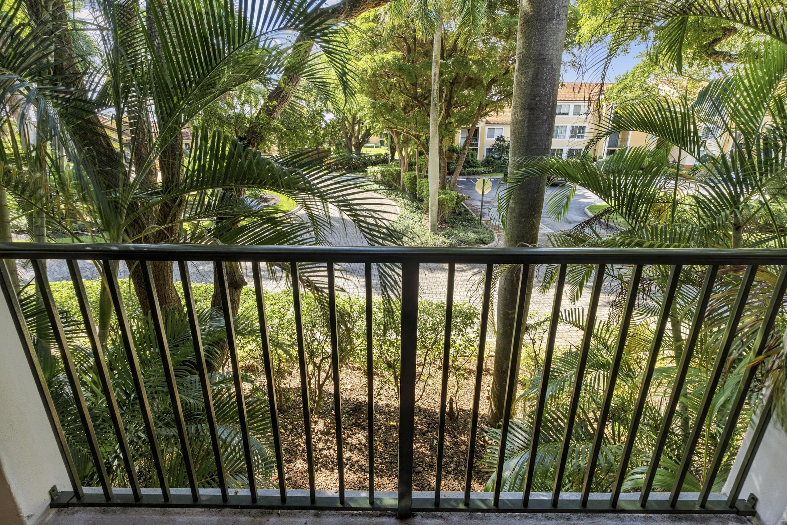 160 Yacht Club 206 #206, Hypoluxo FL 33462