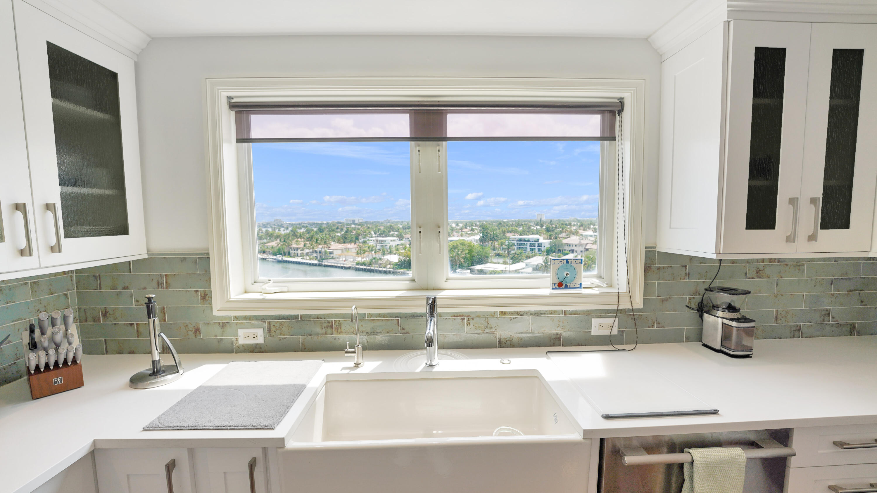 333 Sunset #708, Fort Lauderdale FL 33301