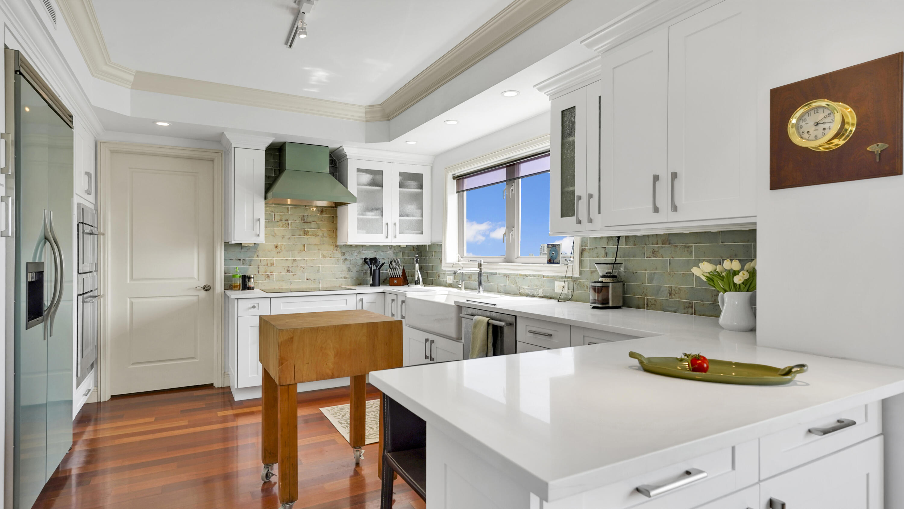 333 Sunset #708, Fort Lauderdale FL 33301
