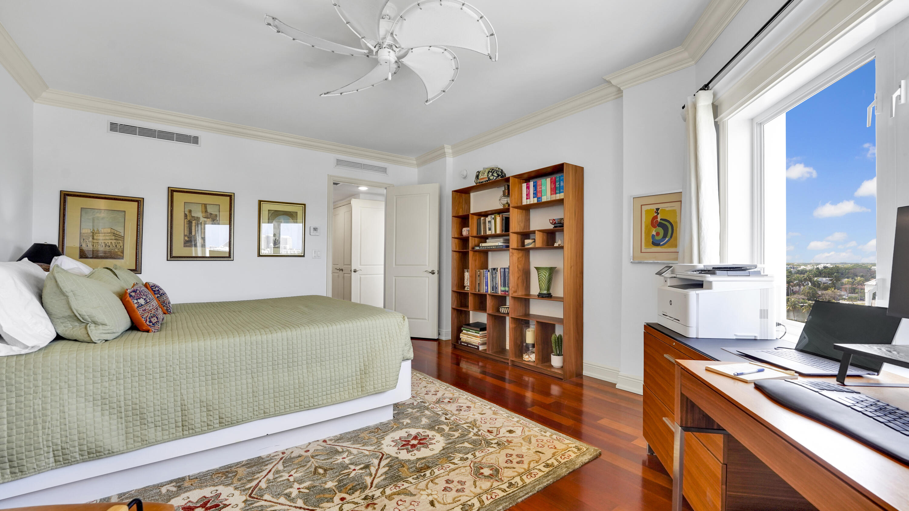 333 Sunset #708, Fort Lauderdale FL 33301