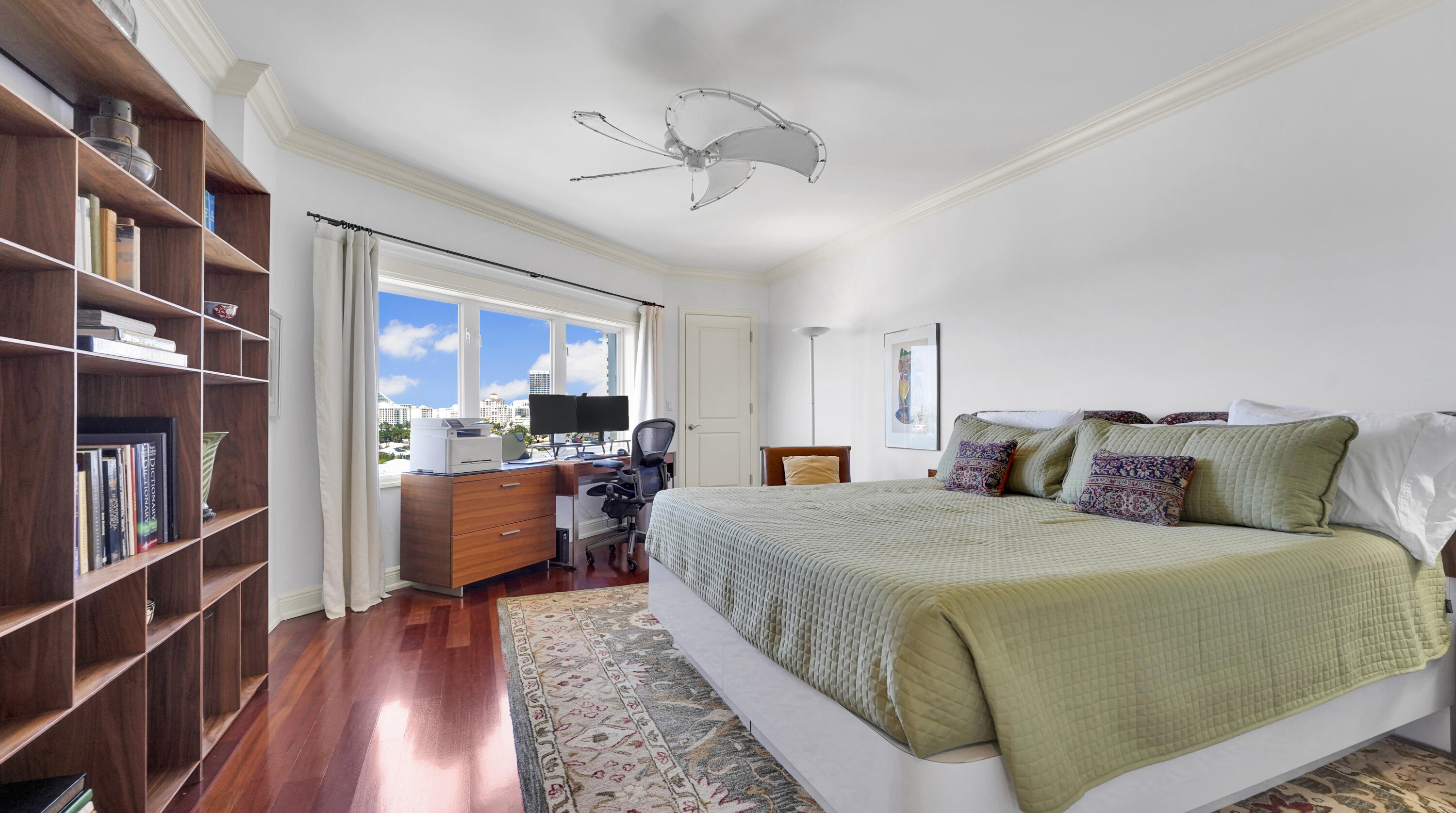 333 Sunset #708, Fort Lauderdale FL 33301