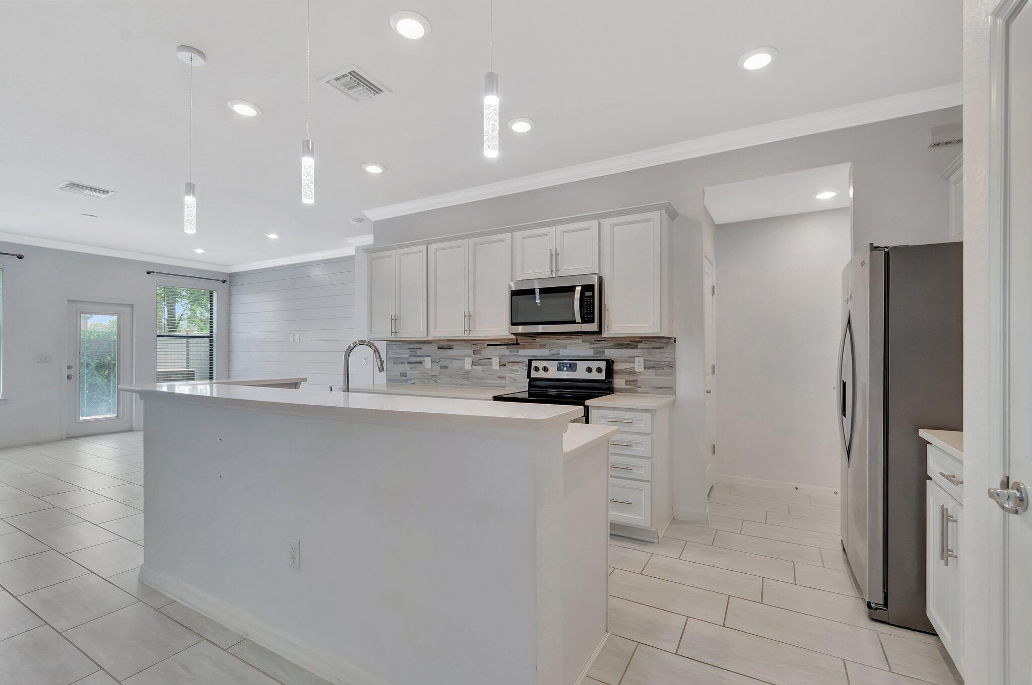 2854 Bard, Palm Springs FL 33406