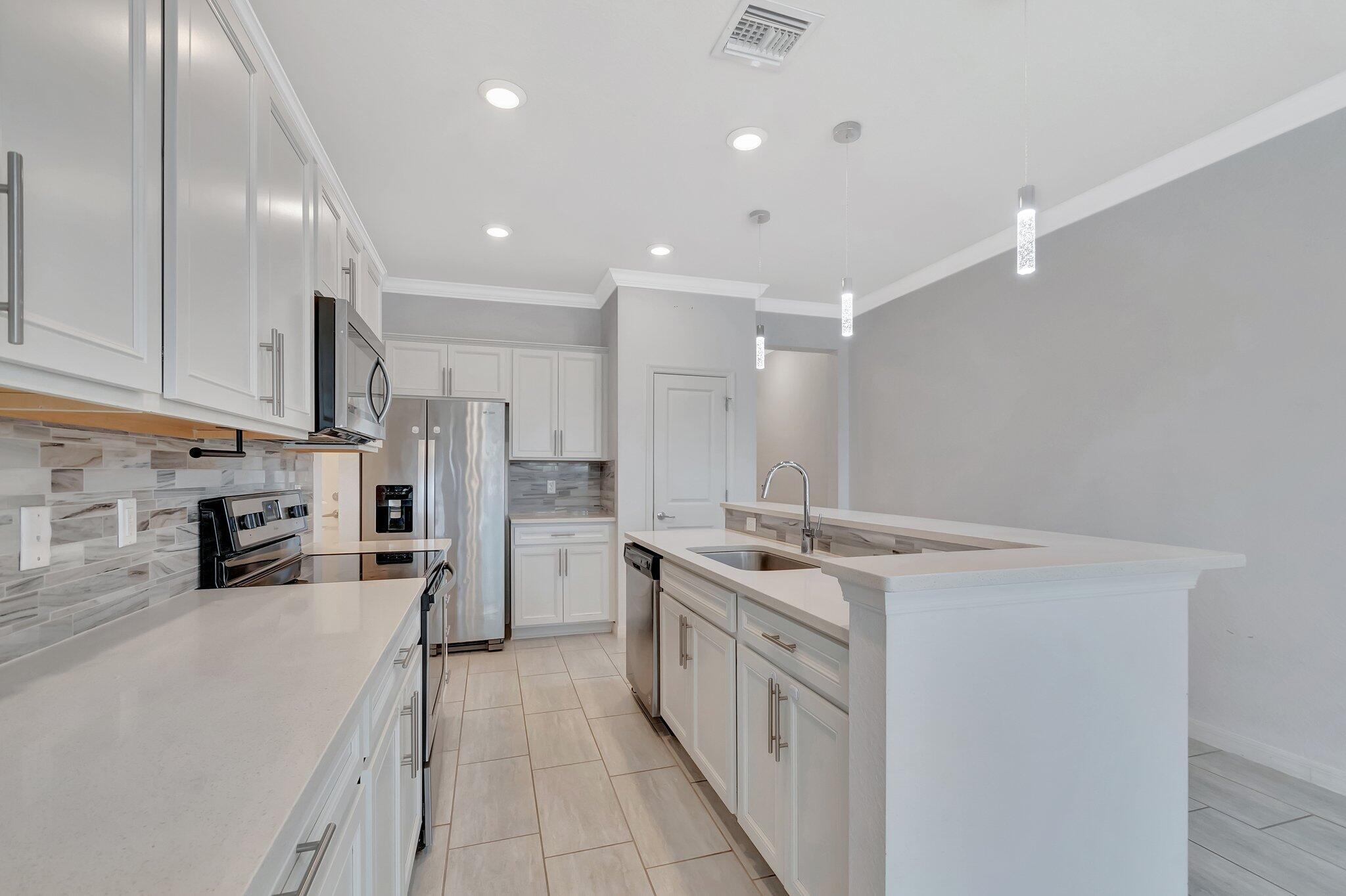 2854 Bard, Palm Springs FL 33406