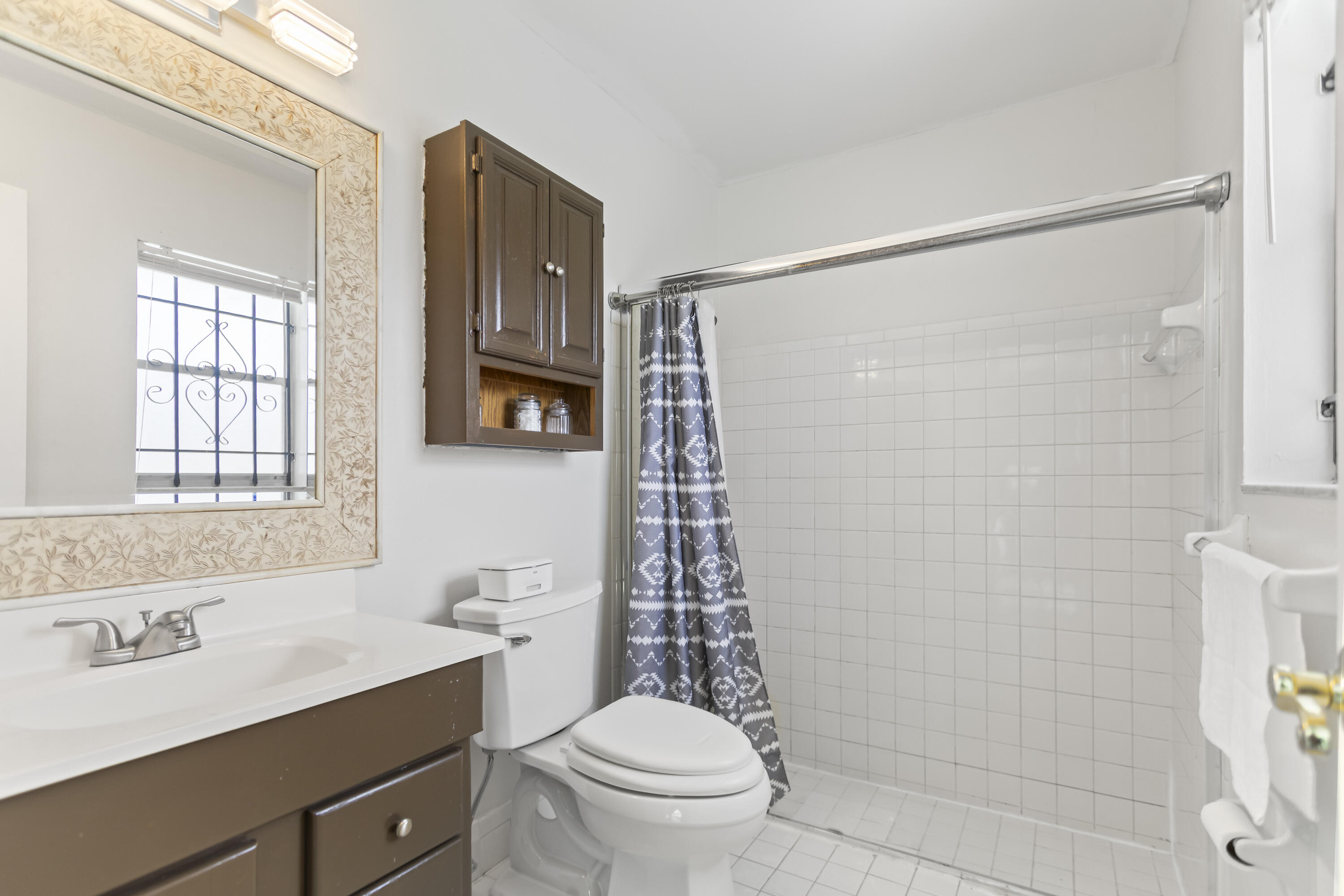 8620 NW 48th, Lauderhill FL 33351