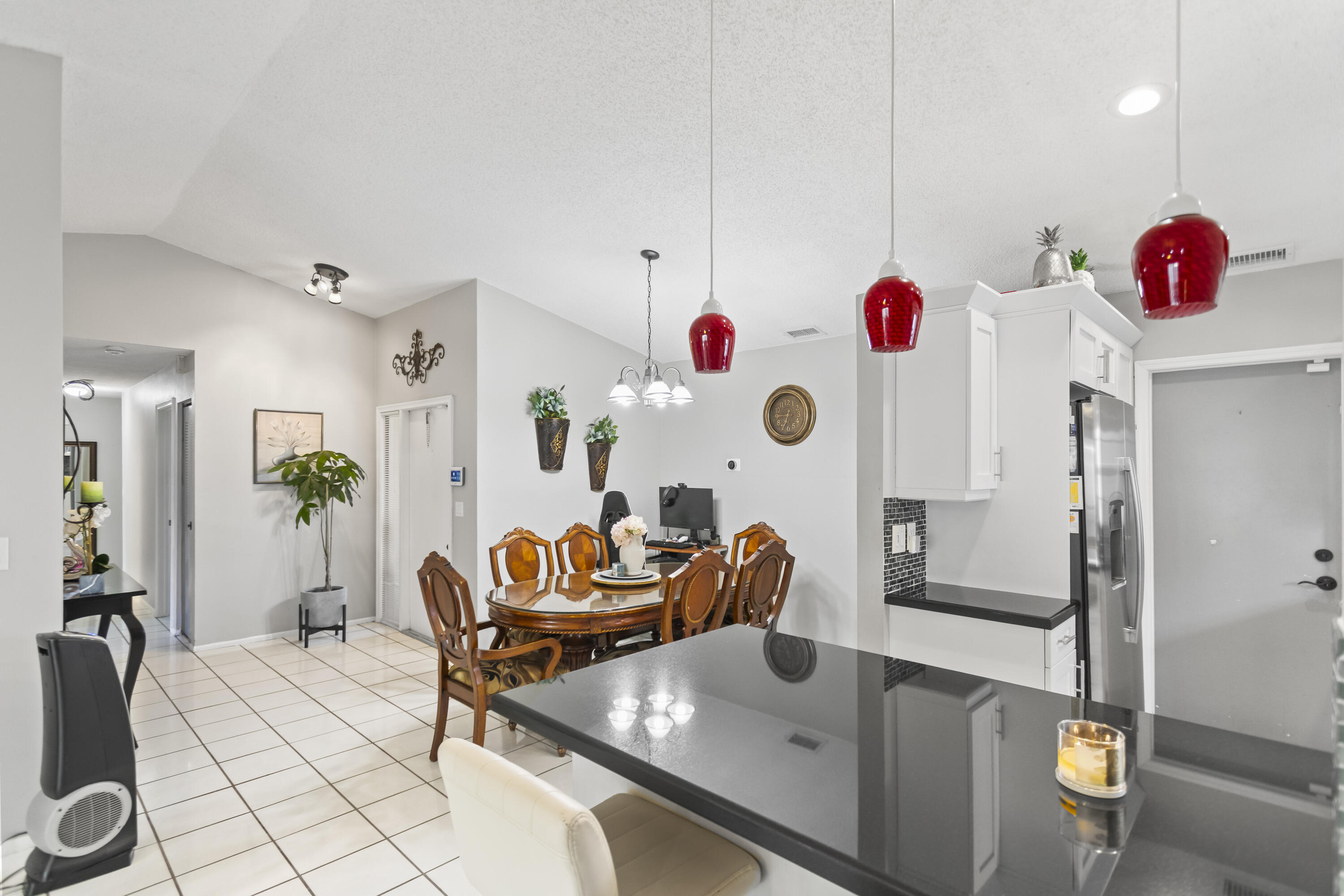 8620 NW 48th, Lauderhill FL 33351