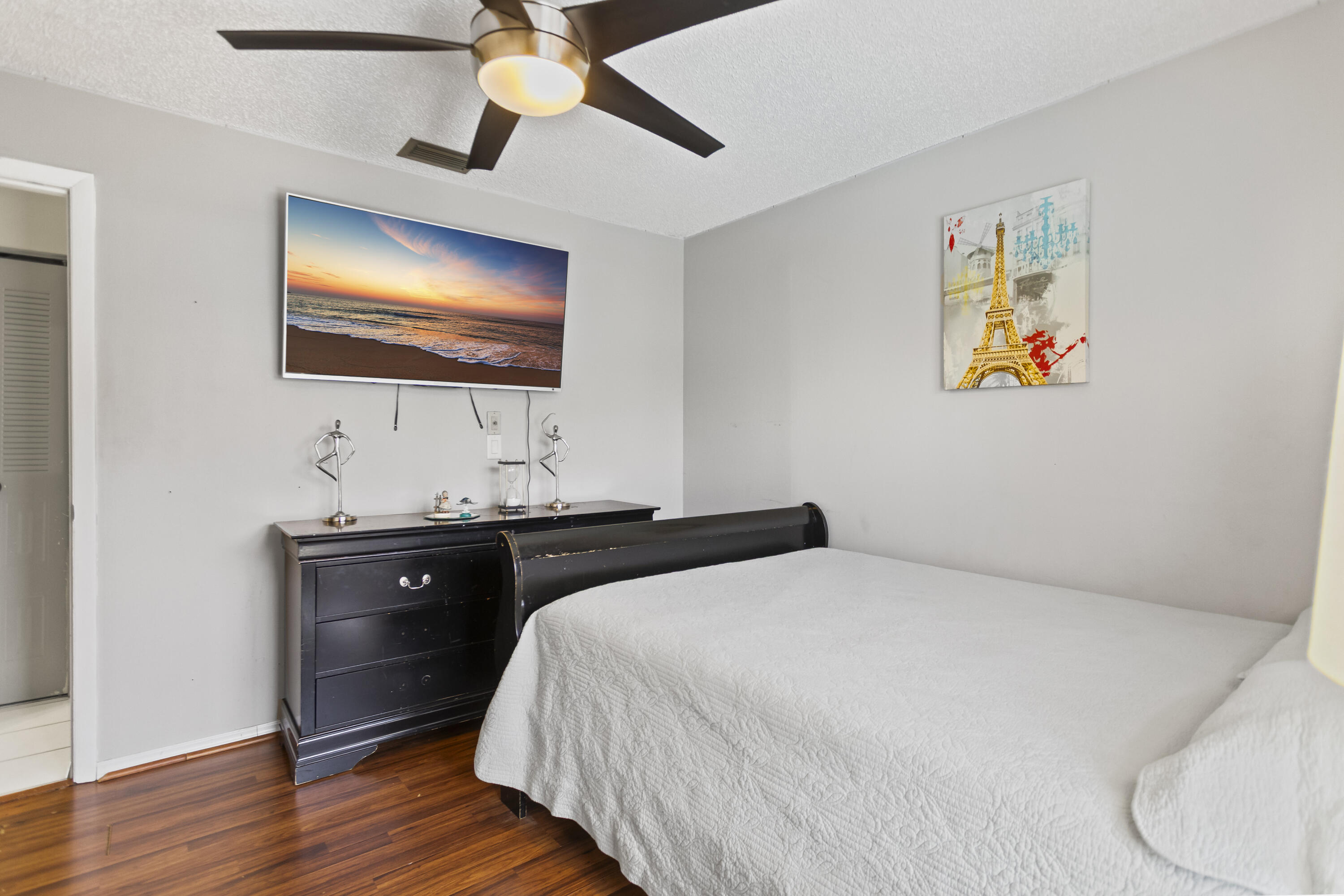 8620 NW 48th, Lauderhill FL 33351