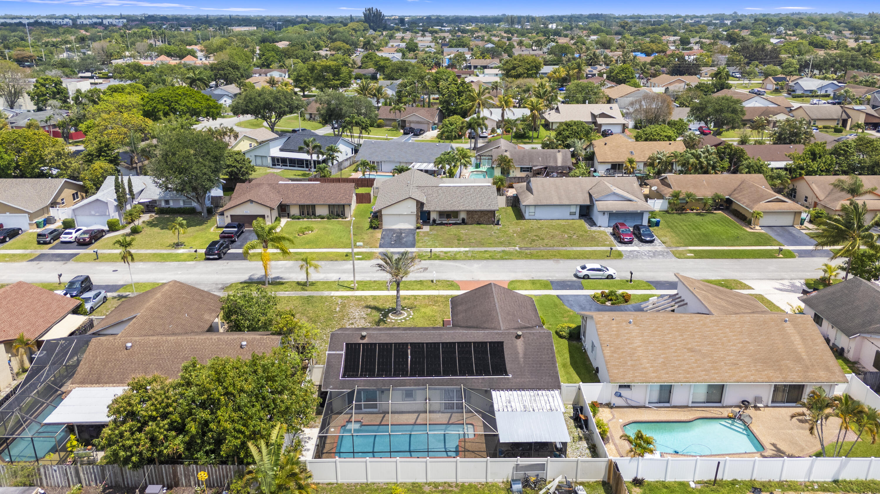 8620 NW 48th, Lauderhill FL 33351