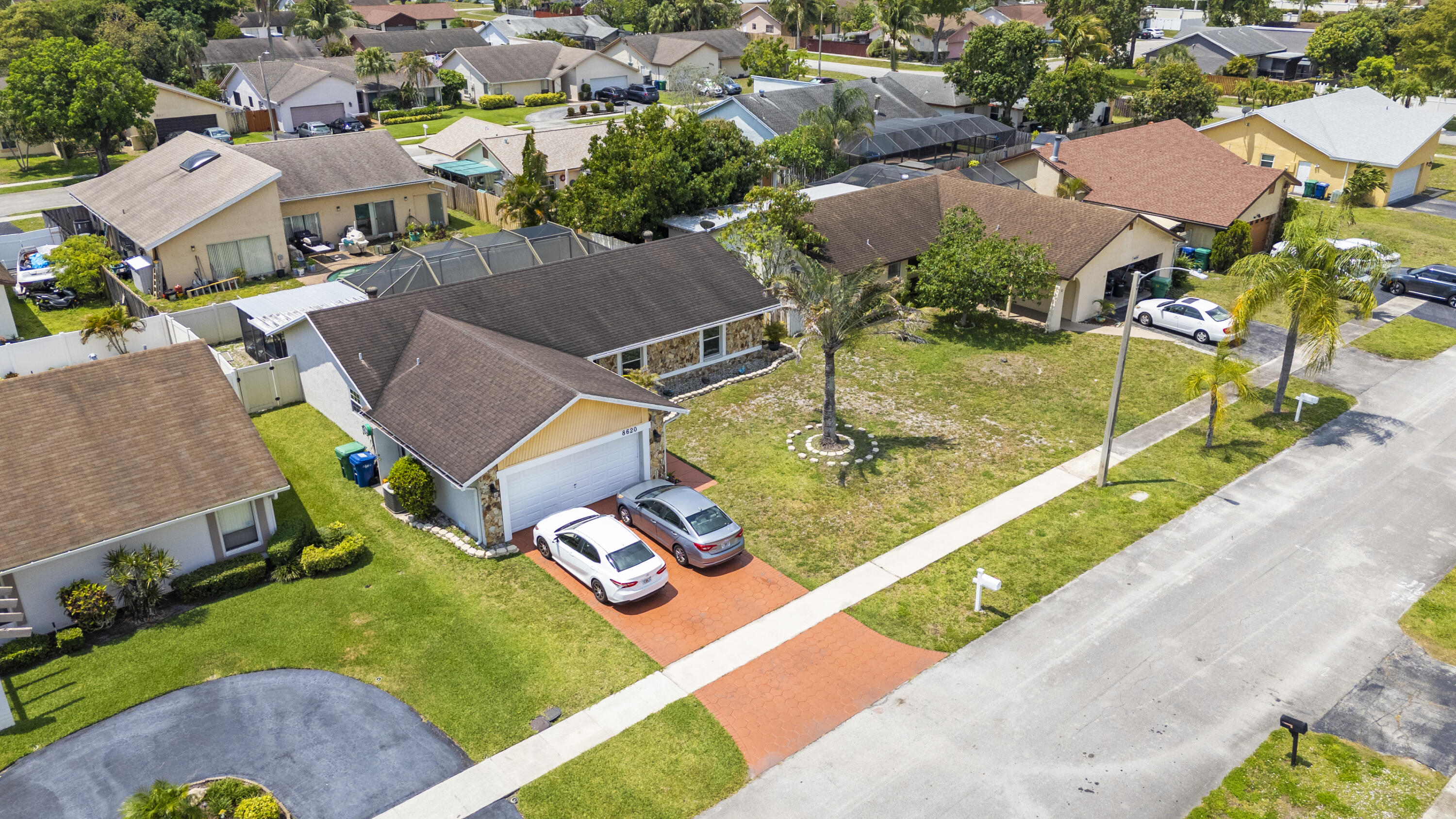 8620 NW 48th, Lauderhill FL 33351