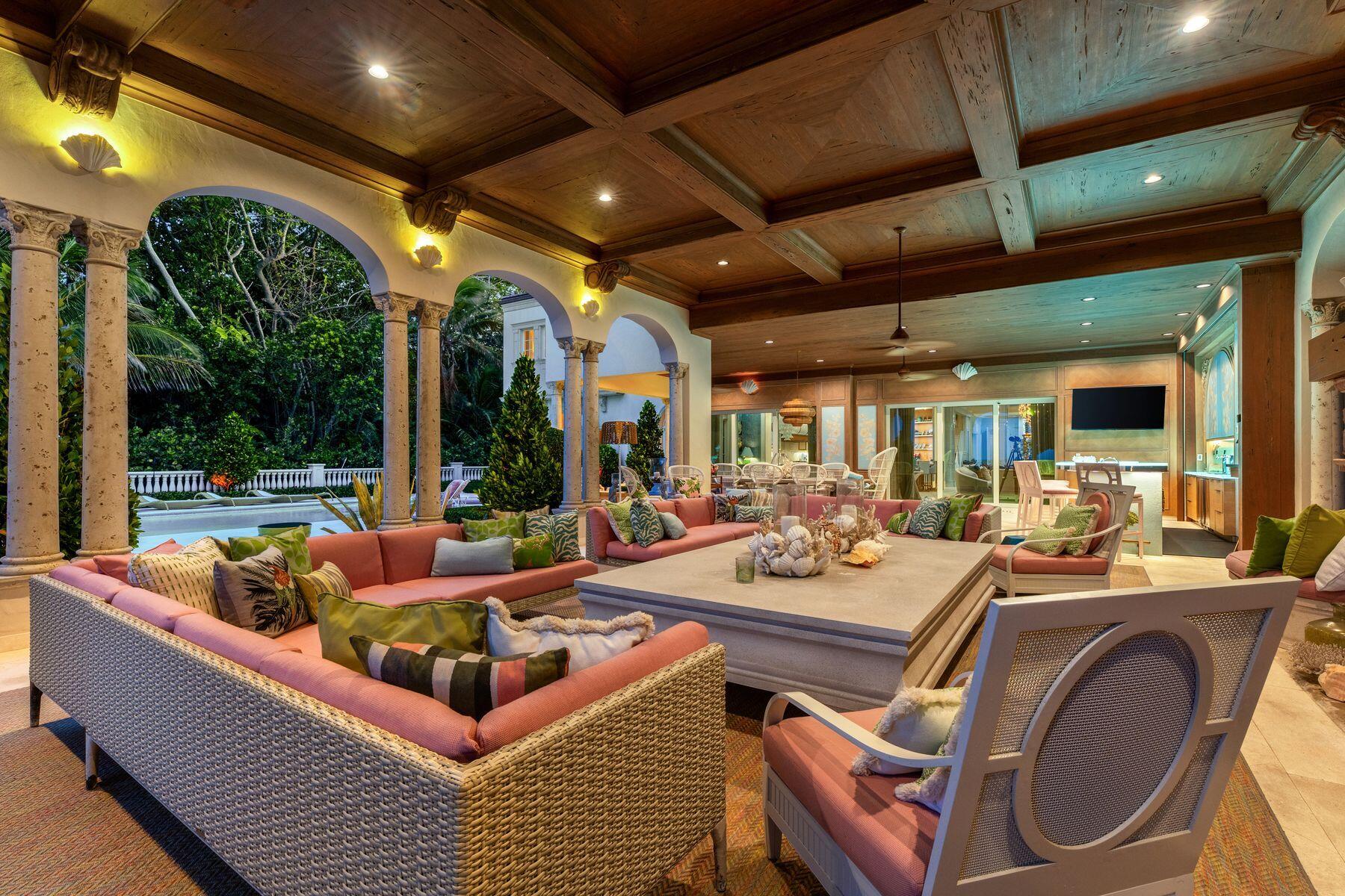 1131 Hillsboro Mile, Hillsboro Beach FL 33062