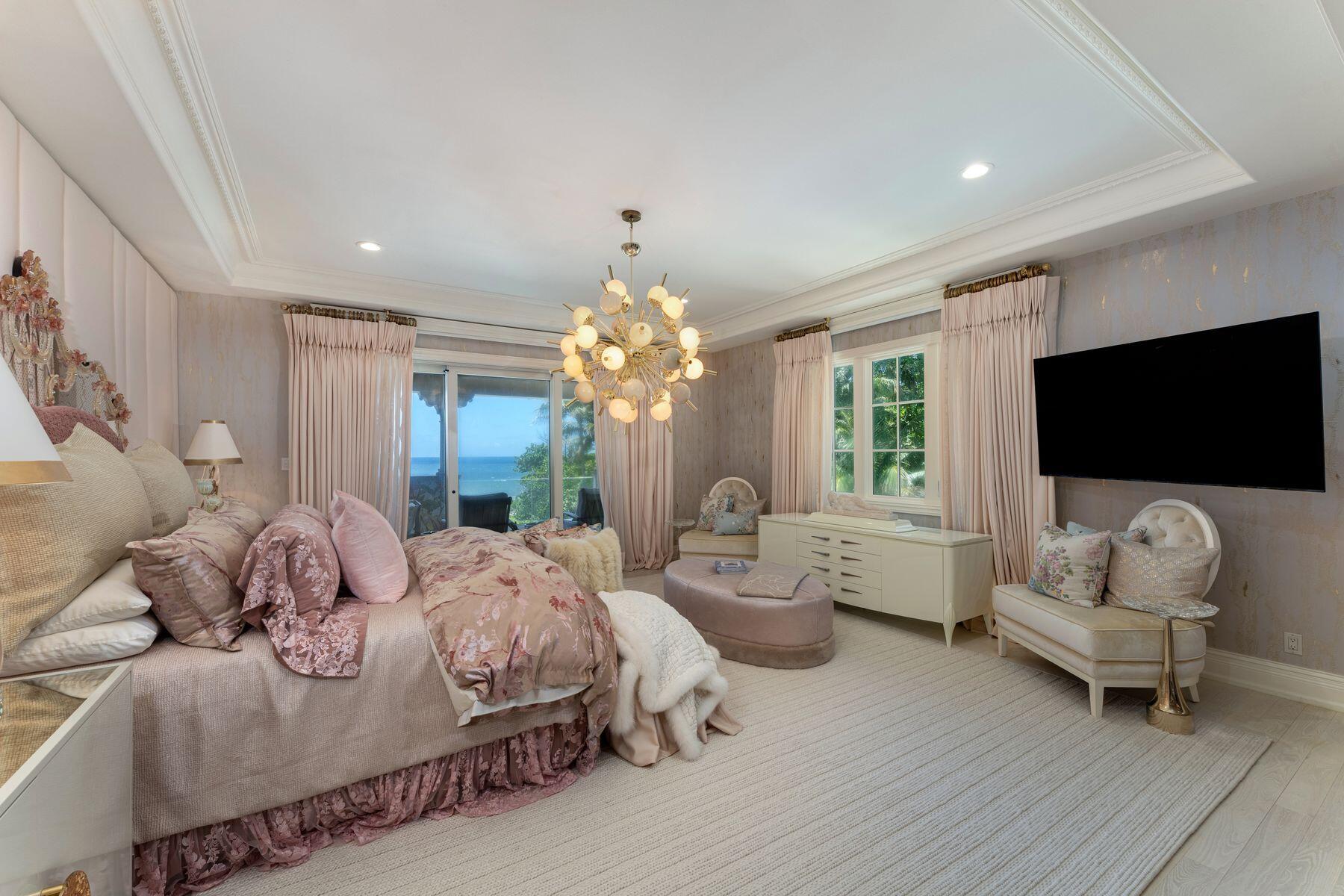 1131 Hillsboro Mile, Hillsboro Beach FL 33062