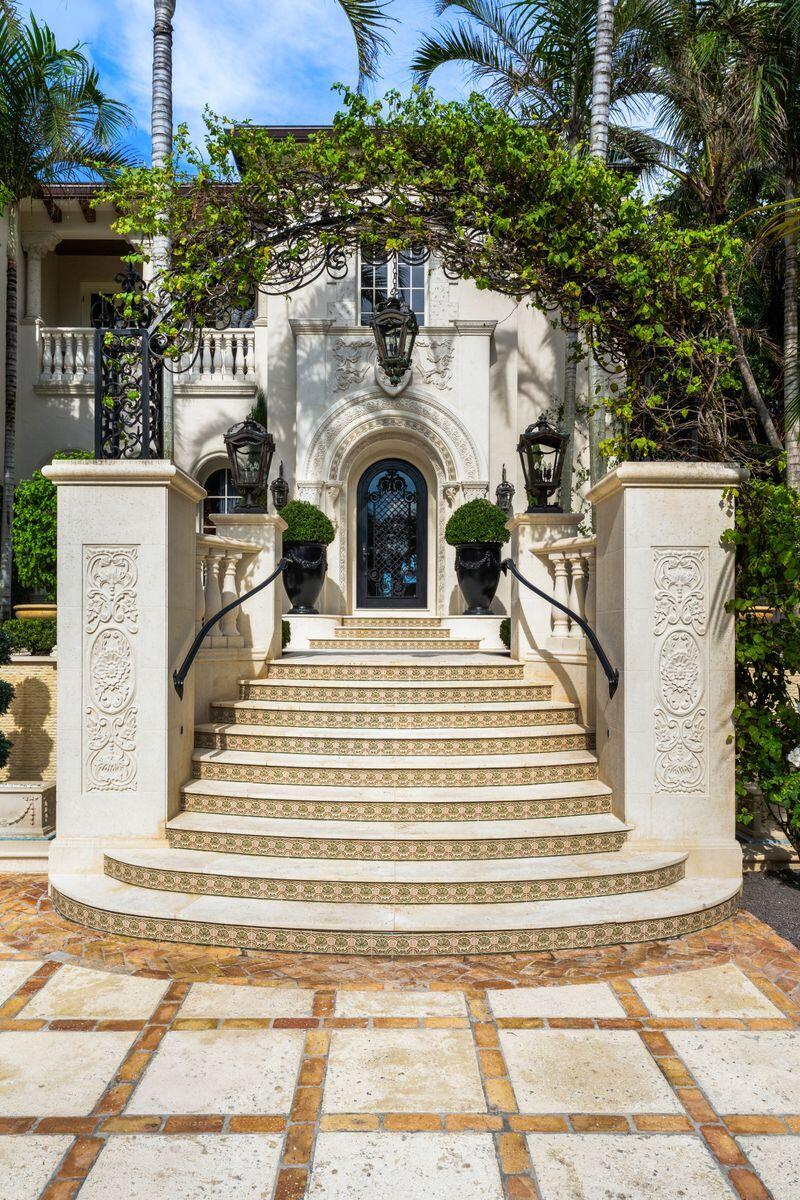 1131 Hillsboro Mile, Hillsboro Beach FL 33062
