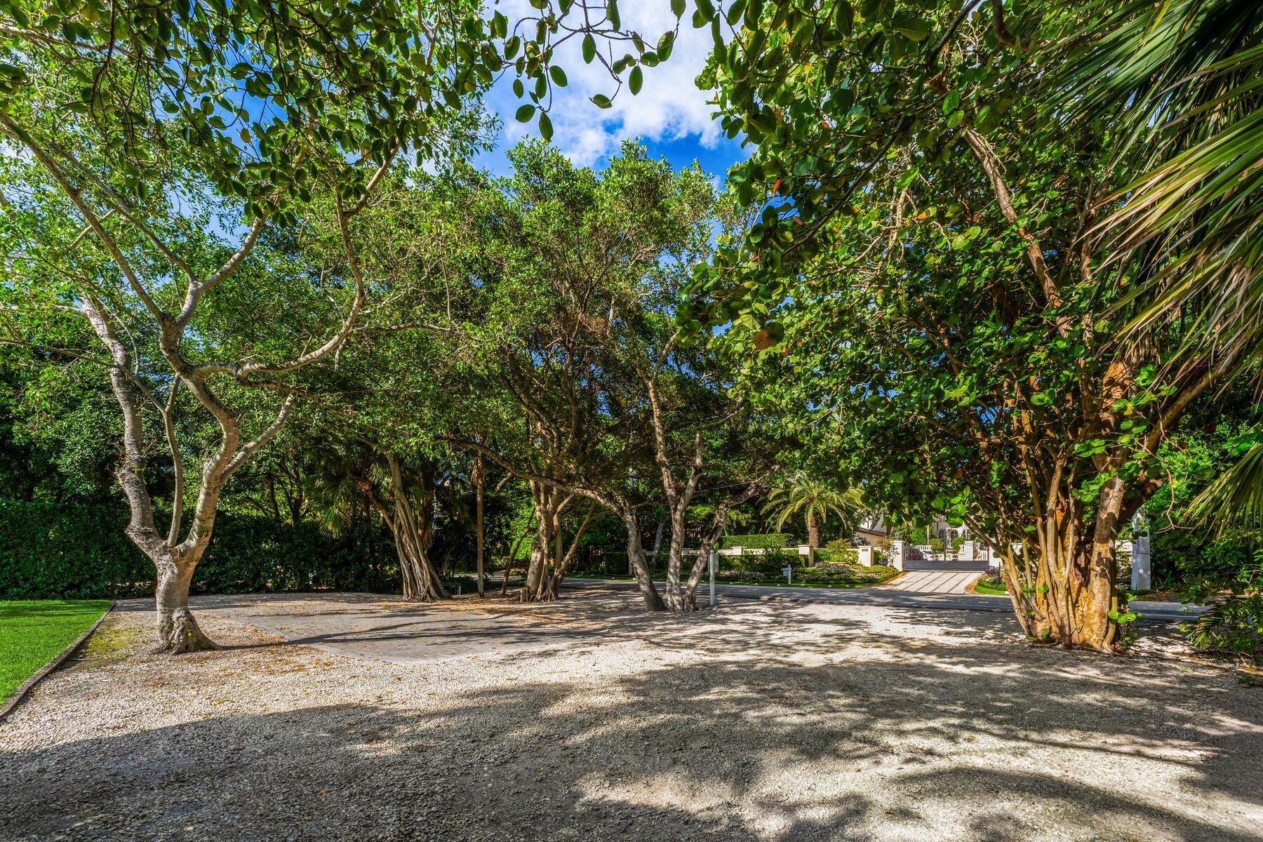 1131 Hillsboro Mile, Hillsboro Beach FL 33062