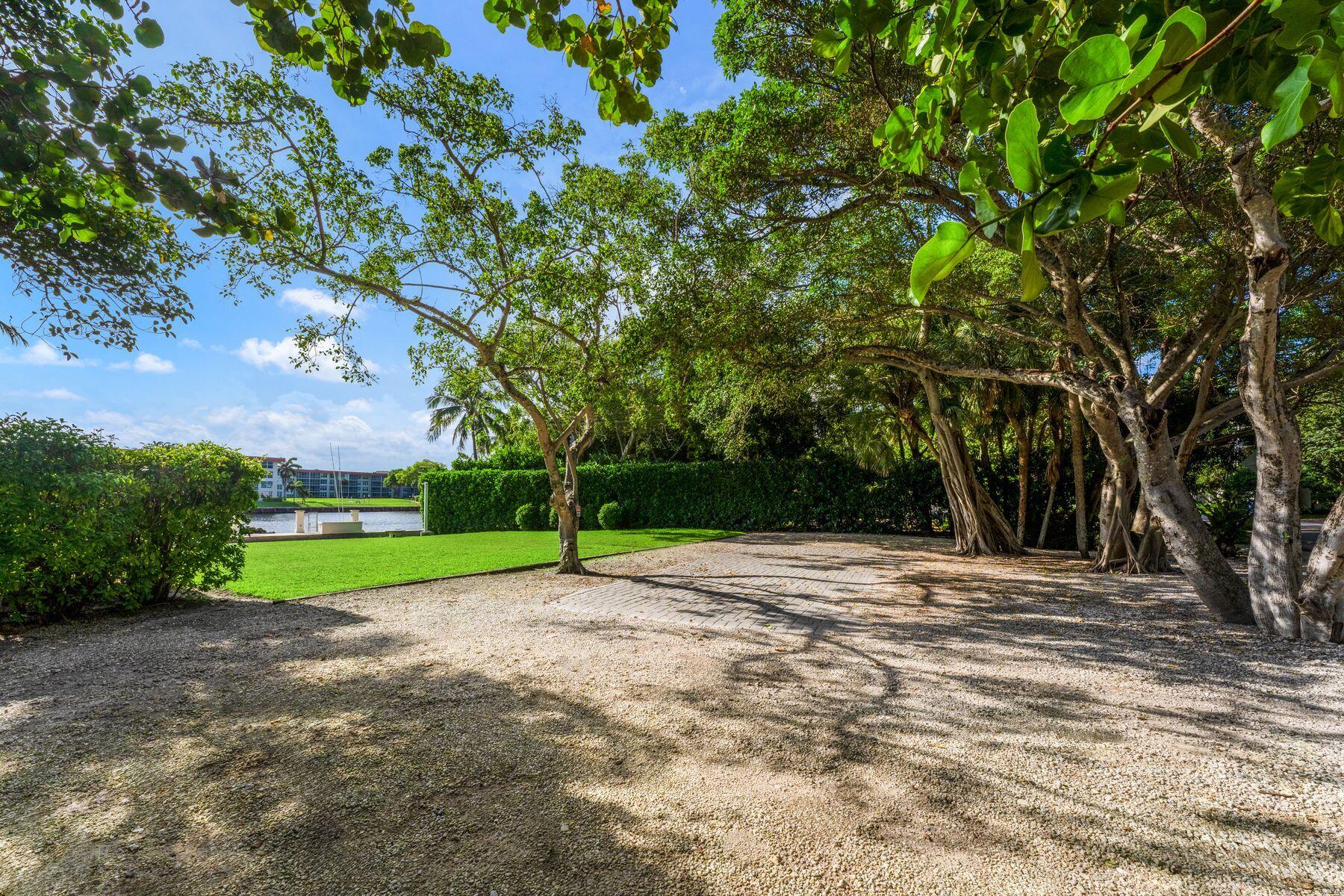 1131 Hillsboro Mile, Hillsboro Beach FL 33062