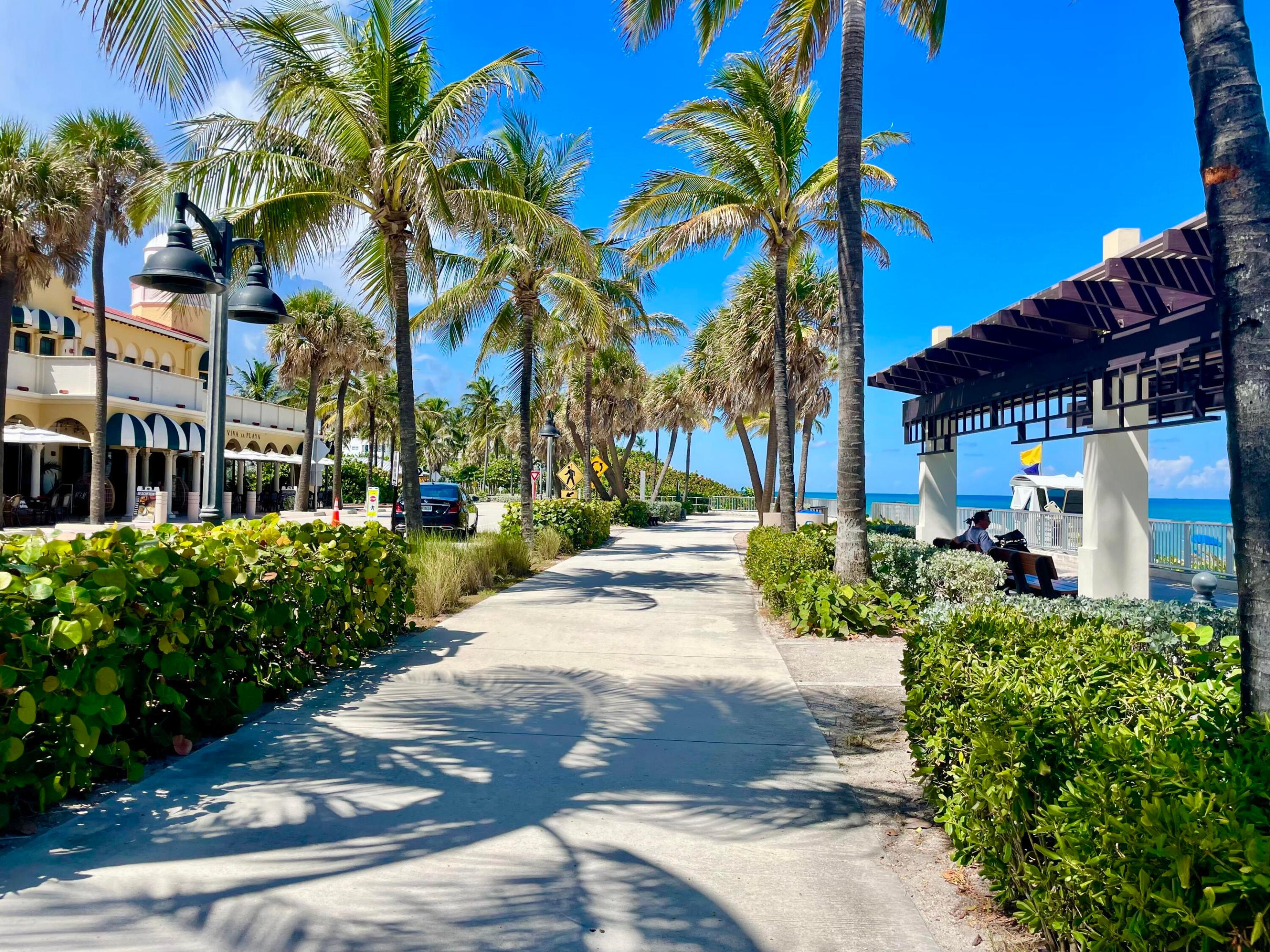 804 E Windward #Ph15, Lantana FL 33462