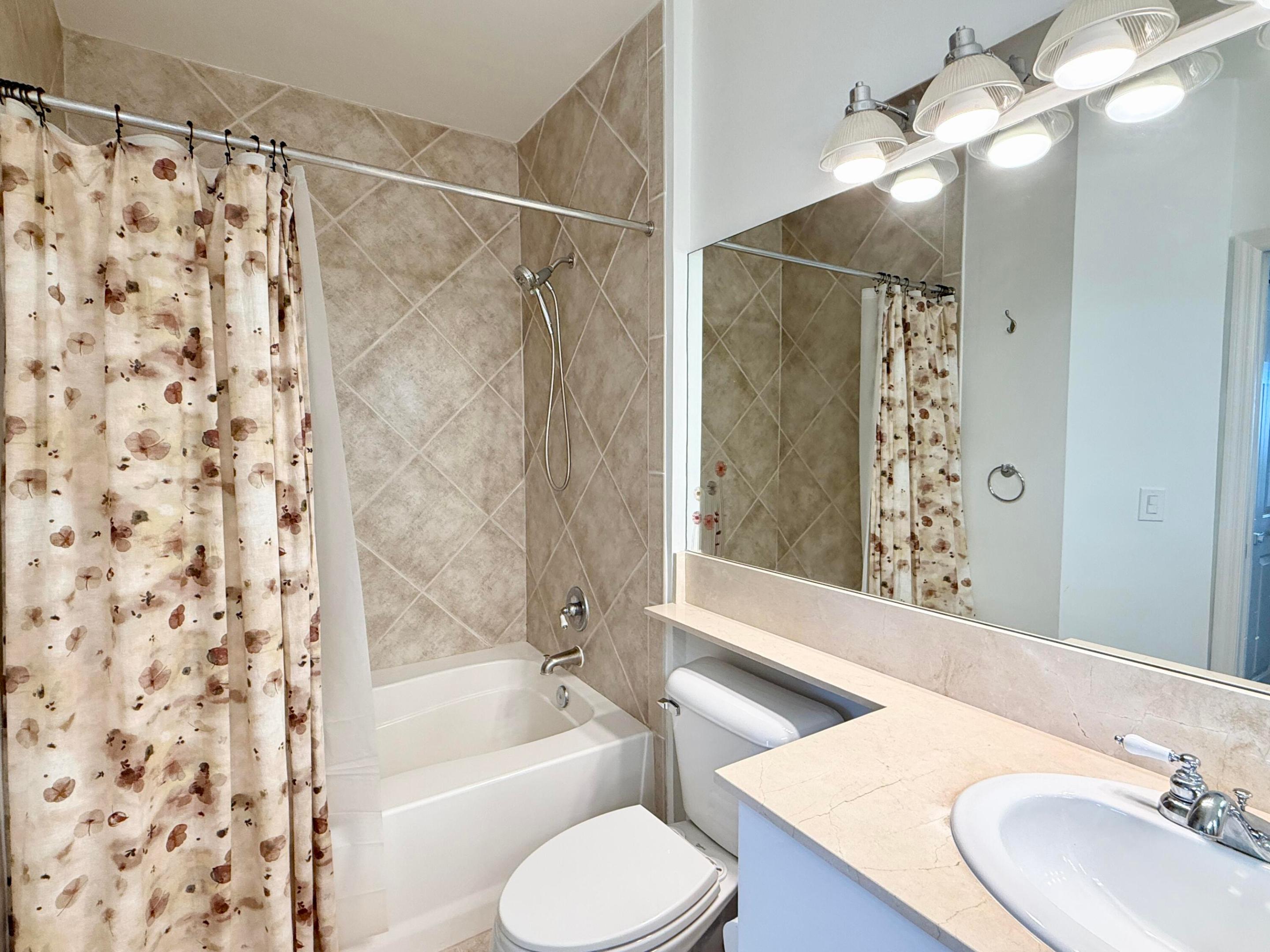 804 E Windward #Ph15, Lantana FL 33462
