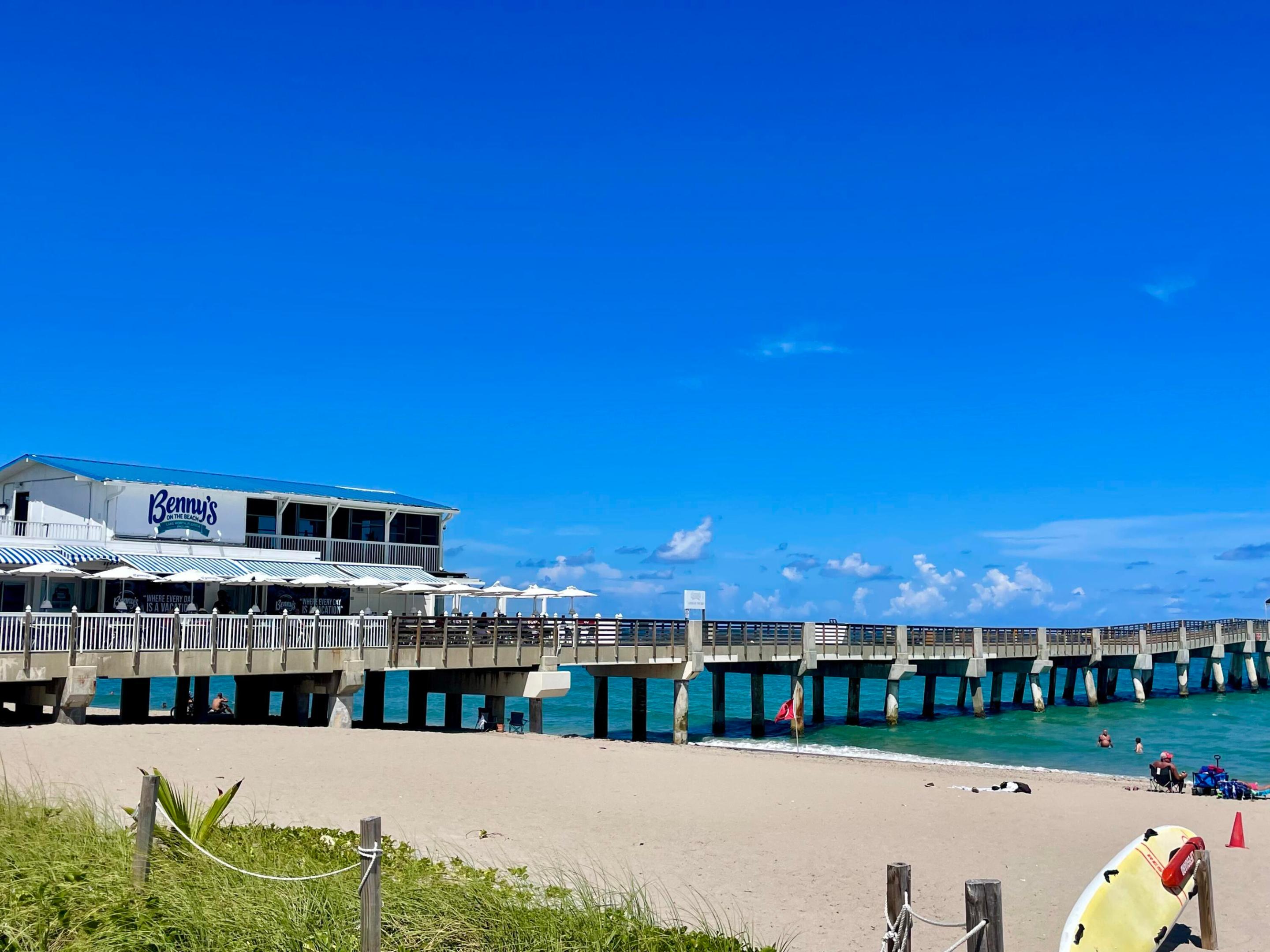 804 E Windward #Ph15, Lantana FL 33462