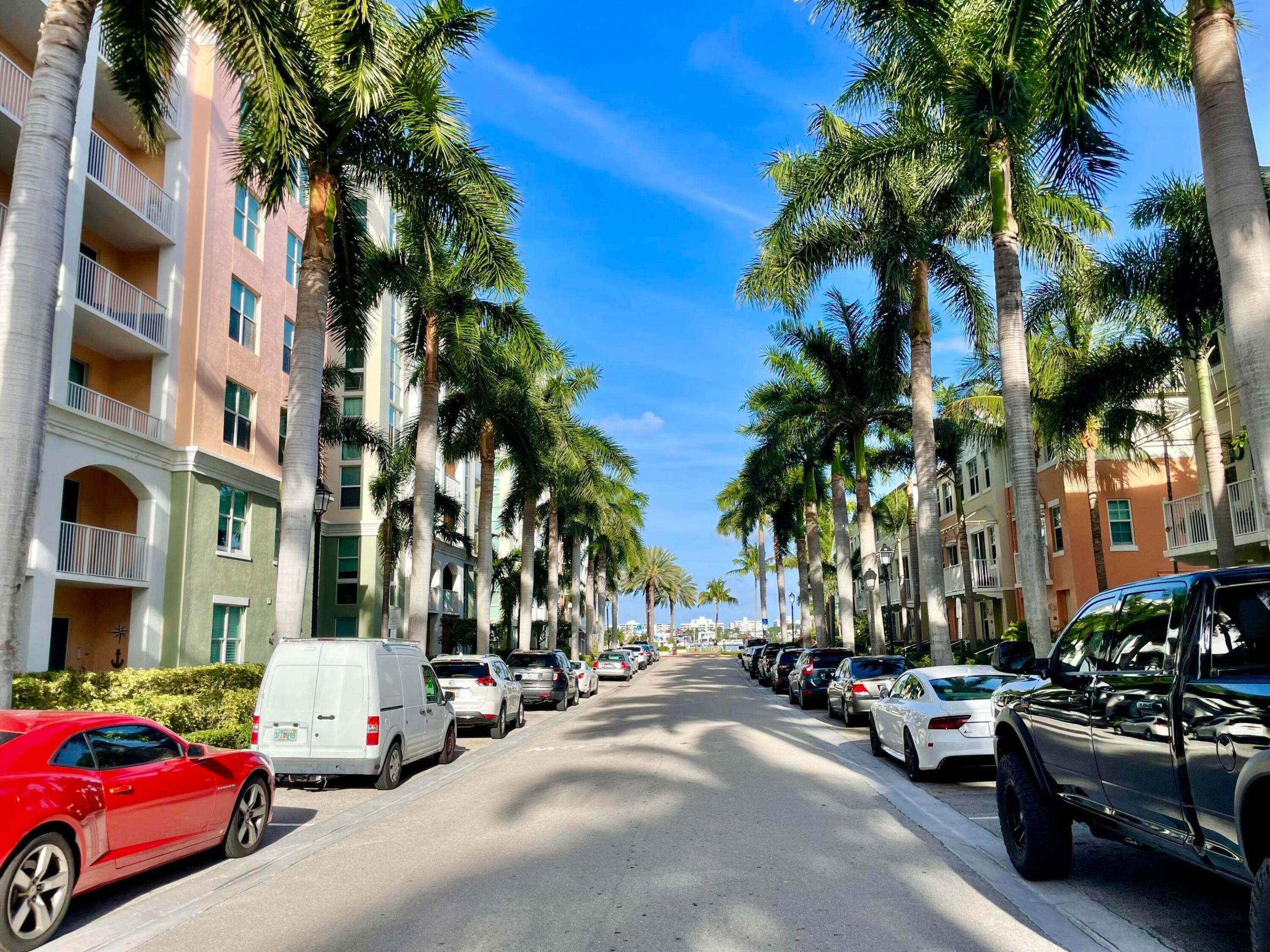 804 E Windward #Ph15, Lantana FL 33462