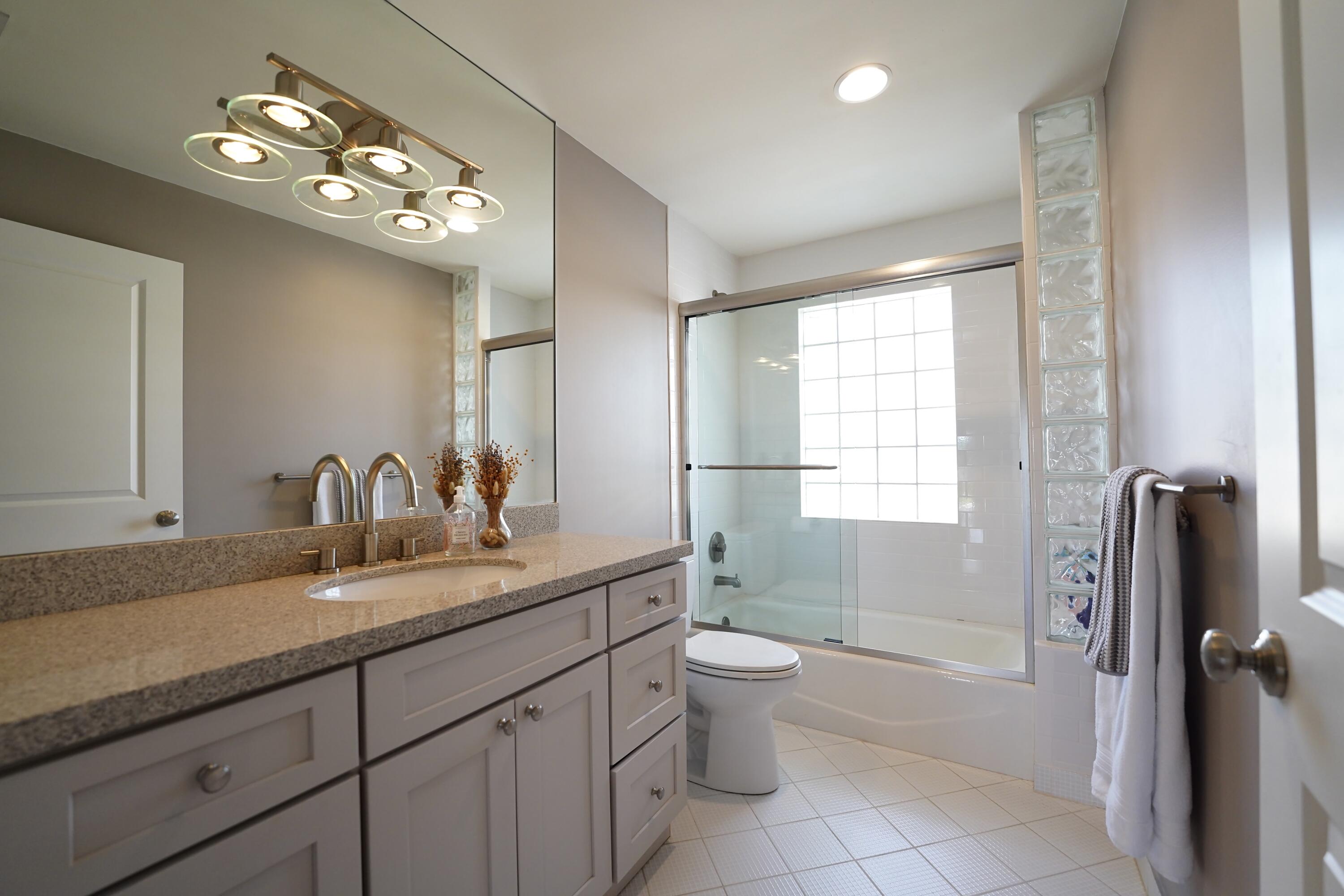 4961 Bocaire, Boca Raton FL 33487