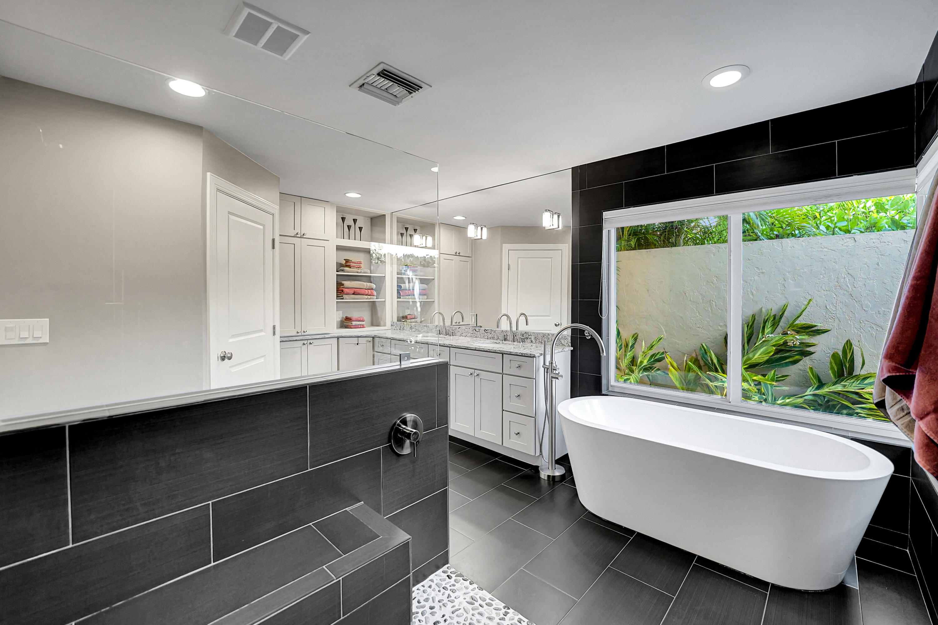 4961 Bocaire, Boca Raton FL 33487