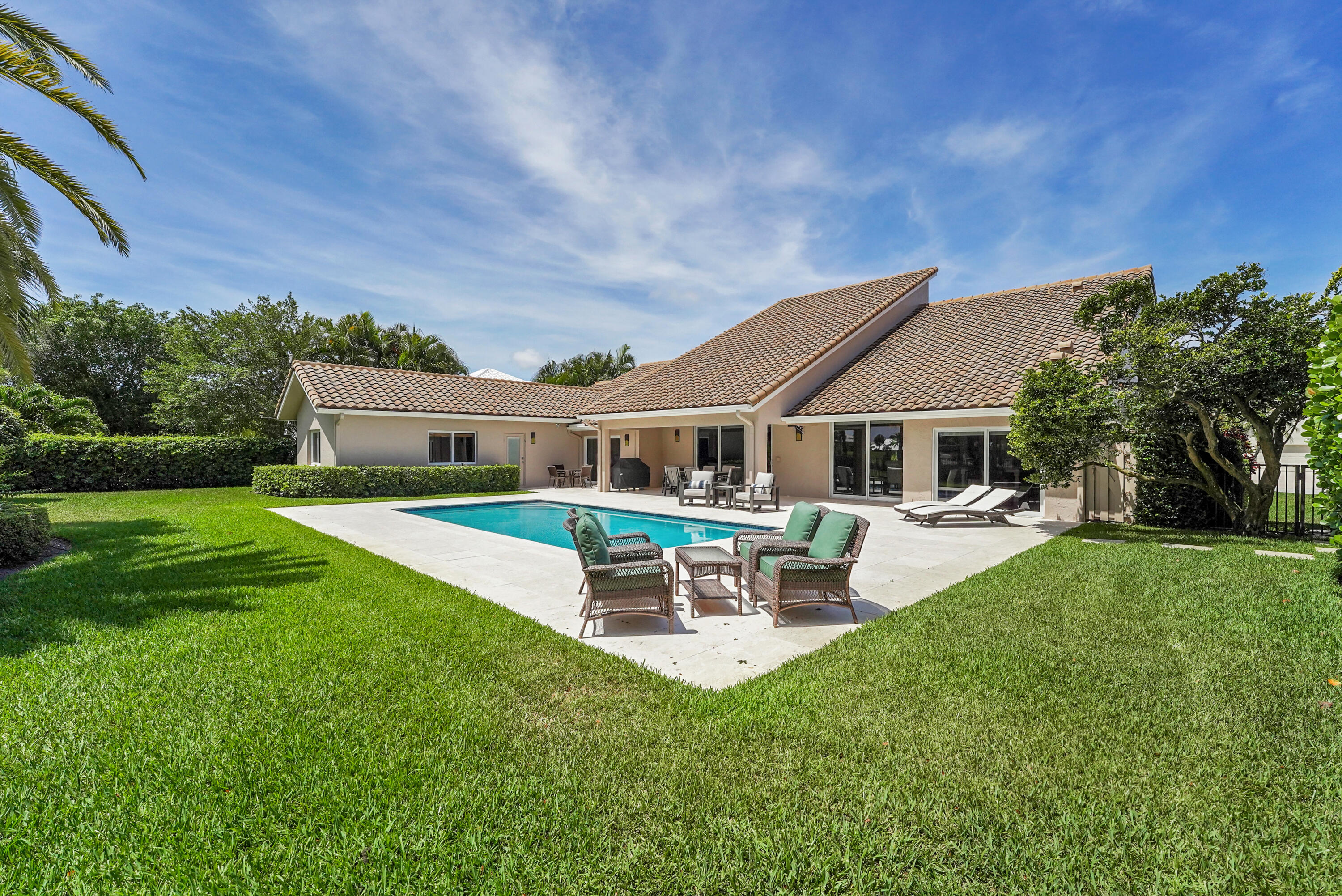 4961 Bocaire, Boca Raton FL 33487