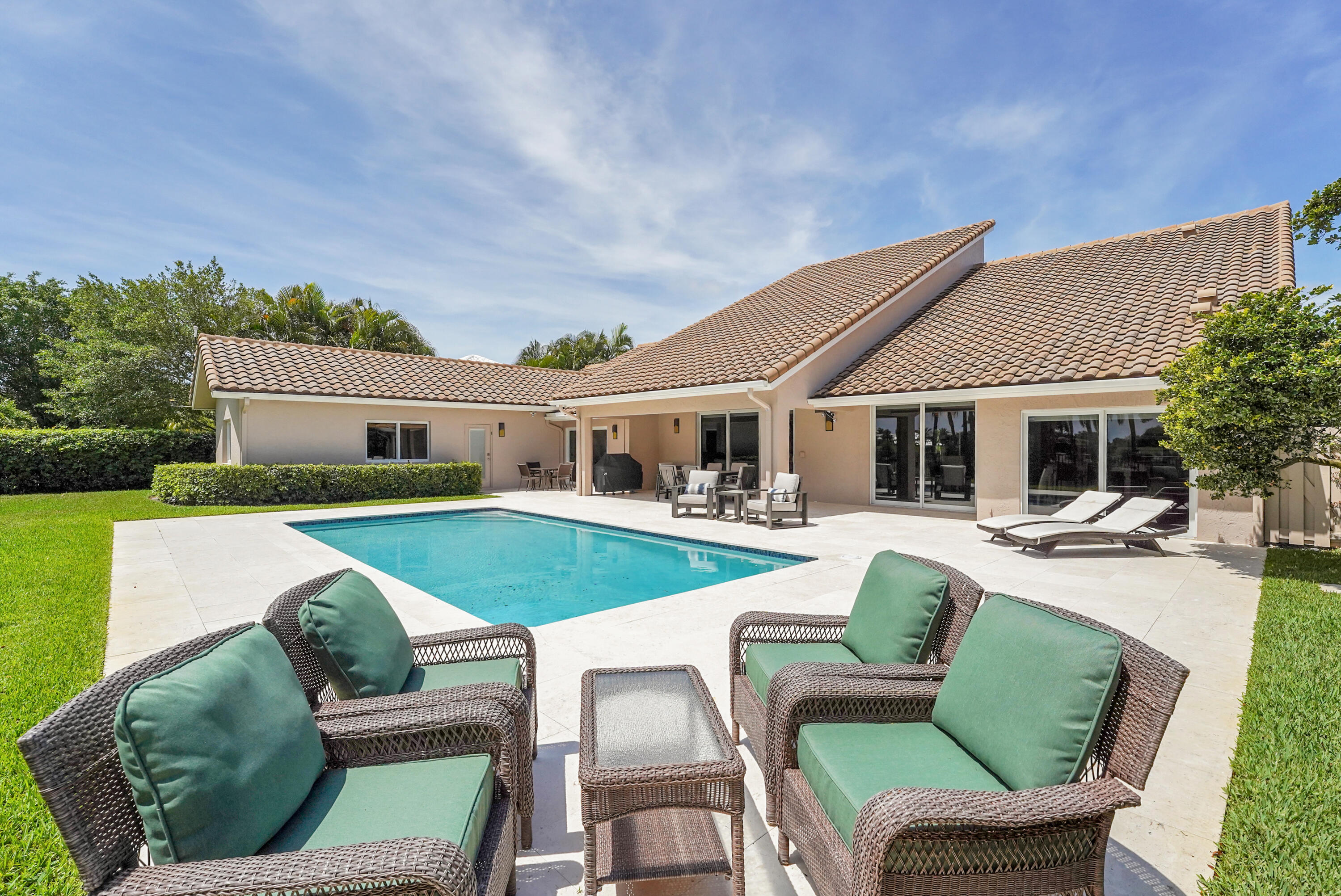4961 Bocaire, Boca Raton FL 33487