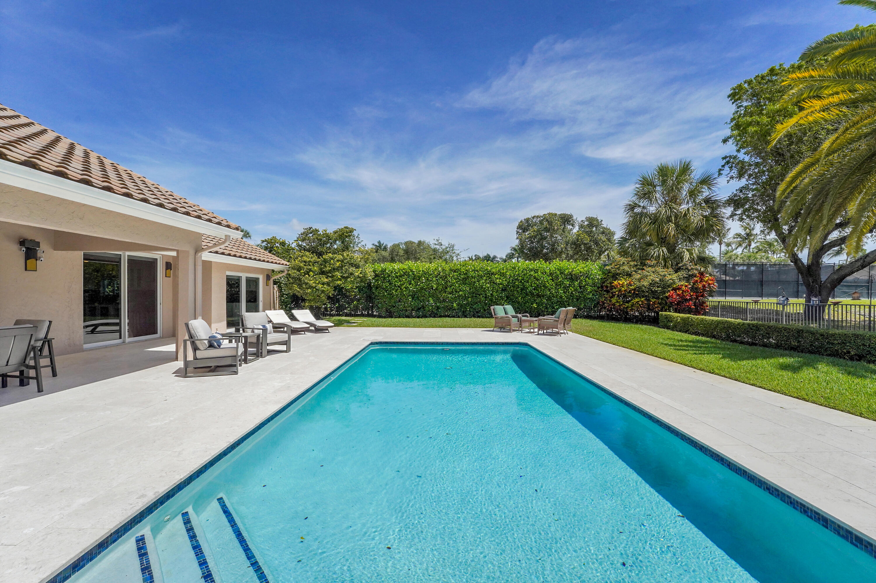 4961 Bocaire, Boca Raton FL 33487