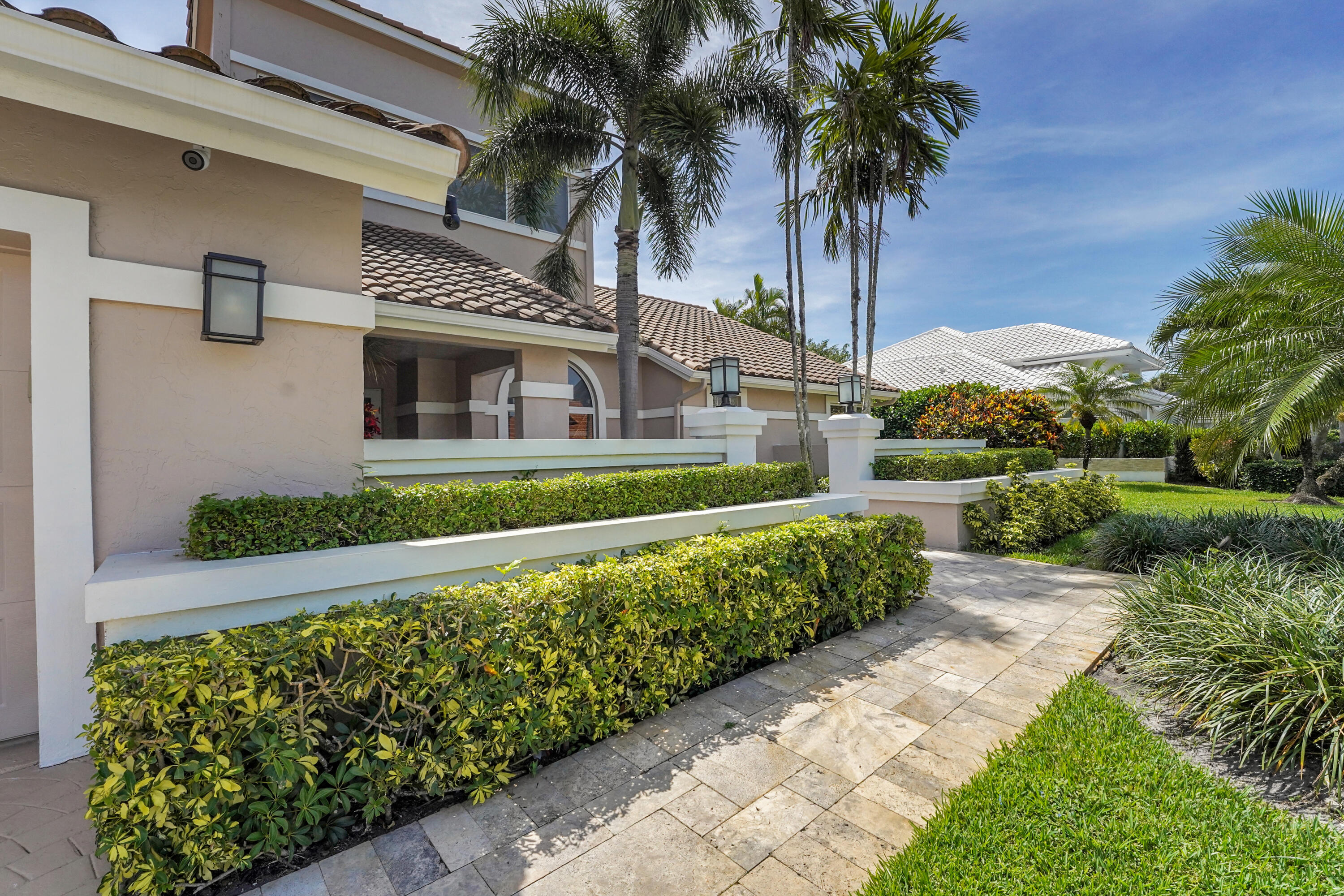 4961 Bocaire, Boca Raton FL 33487