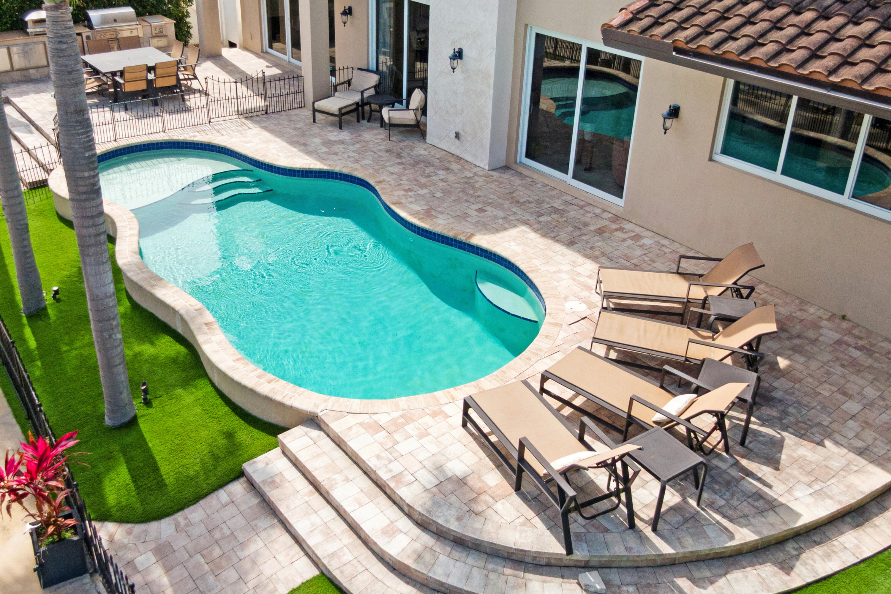 2461 SE 10th, Pompano Beach FL 33062