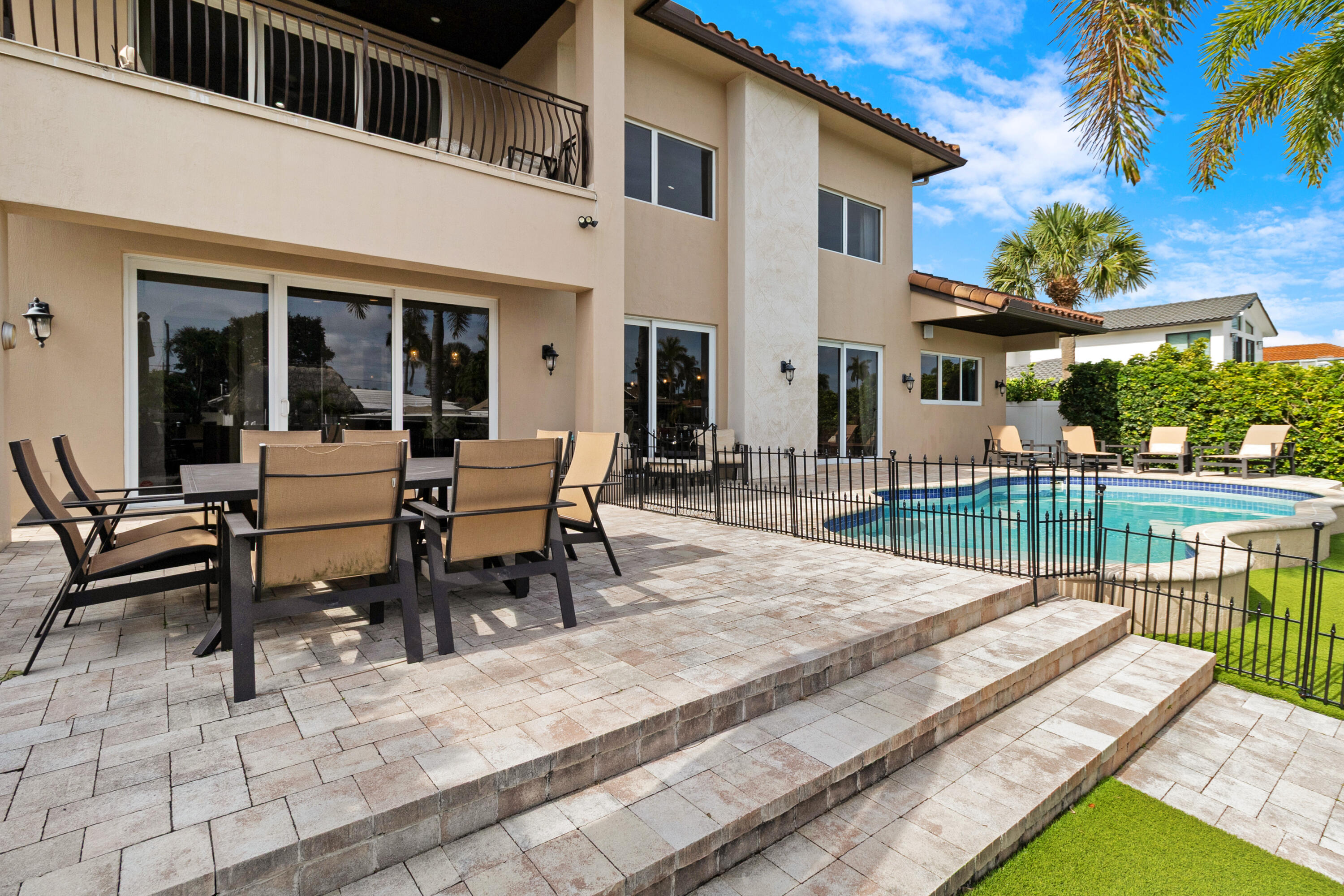 2461 SE 10th, Pompano Beach FL 33062