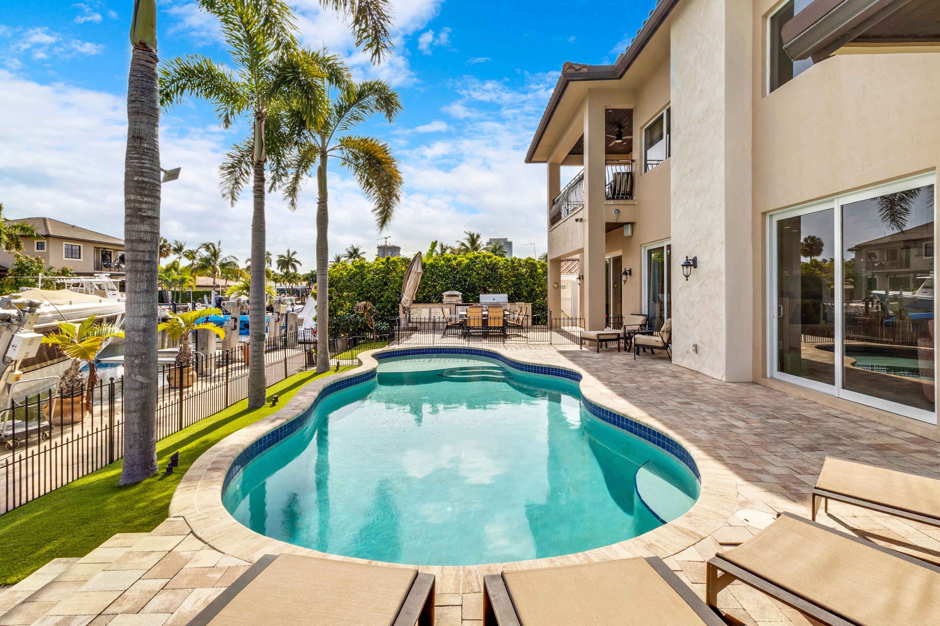 2461 SE 10th, Pompano Beach FL 33062