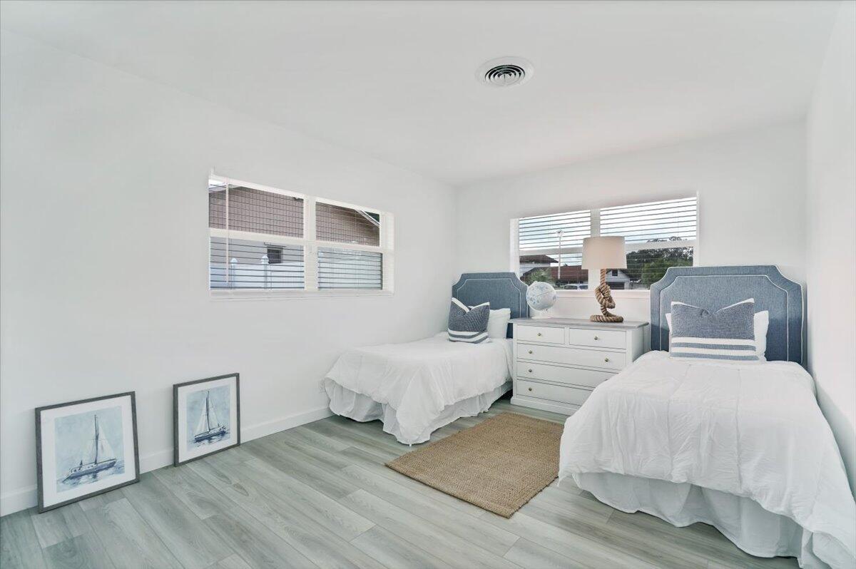 76 W Fairview, Tequesta FL 33469
