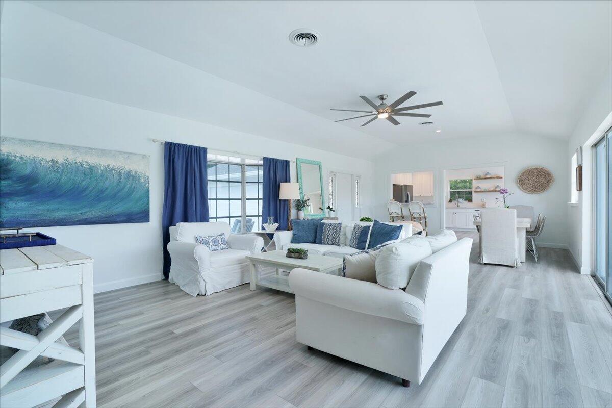 76 W Fairview, Tequesta FL 33469