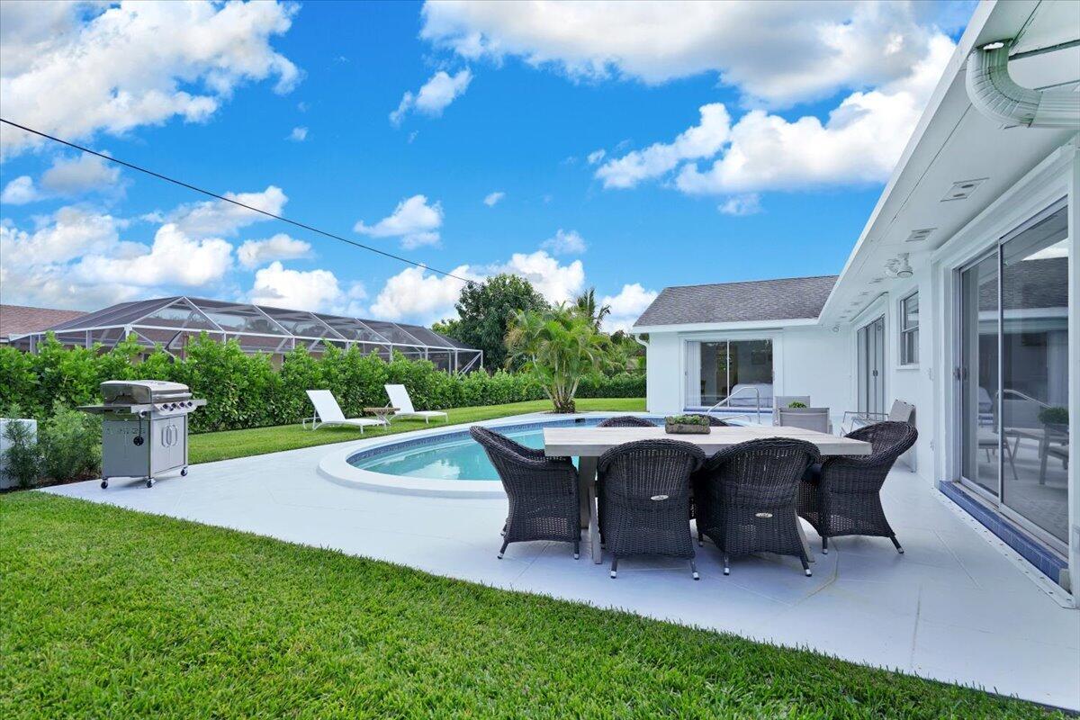 76 W Fairview, Tequesta FL 33469