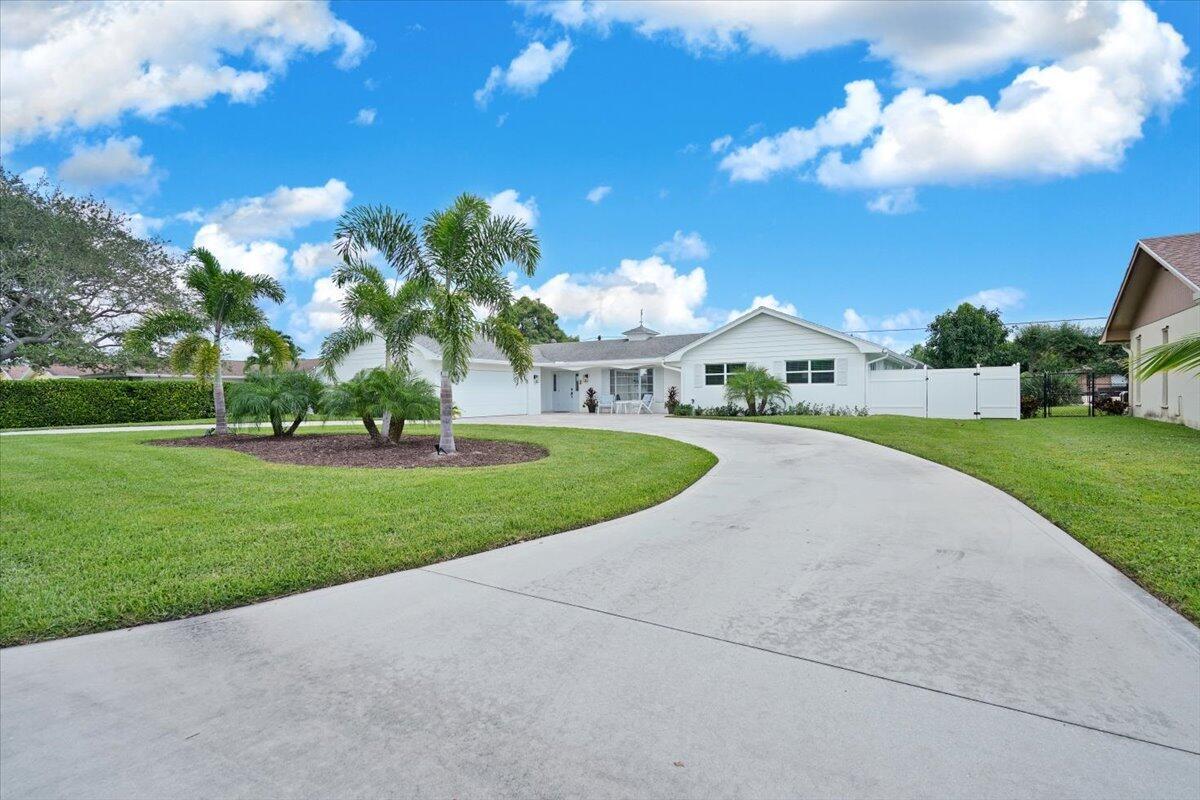 76 W Fairview, Tequesta FL 33469