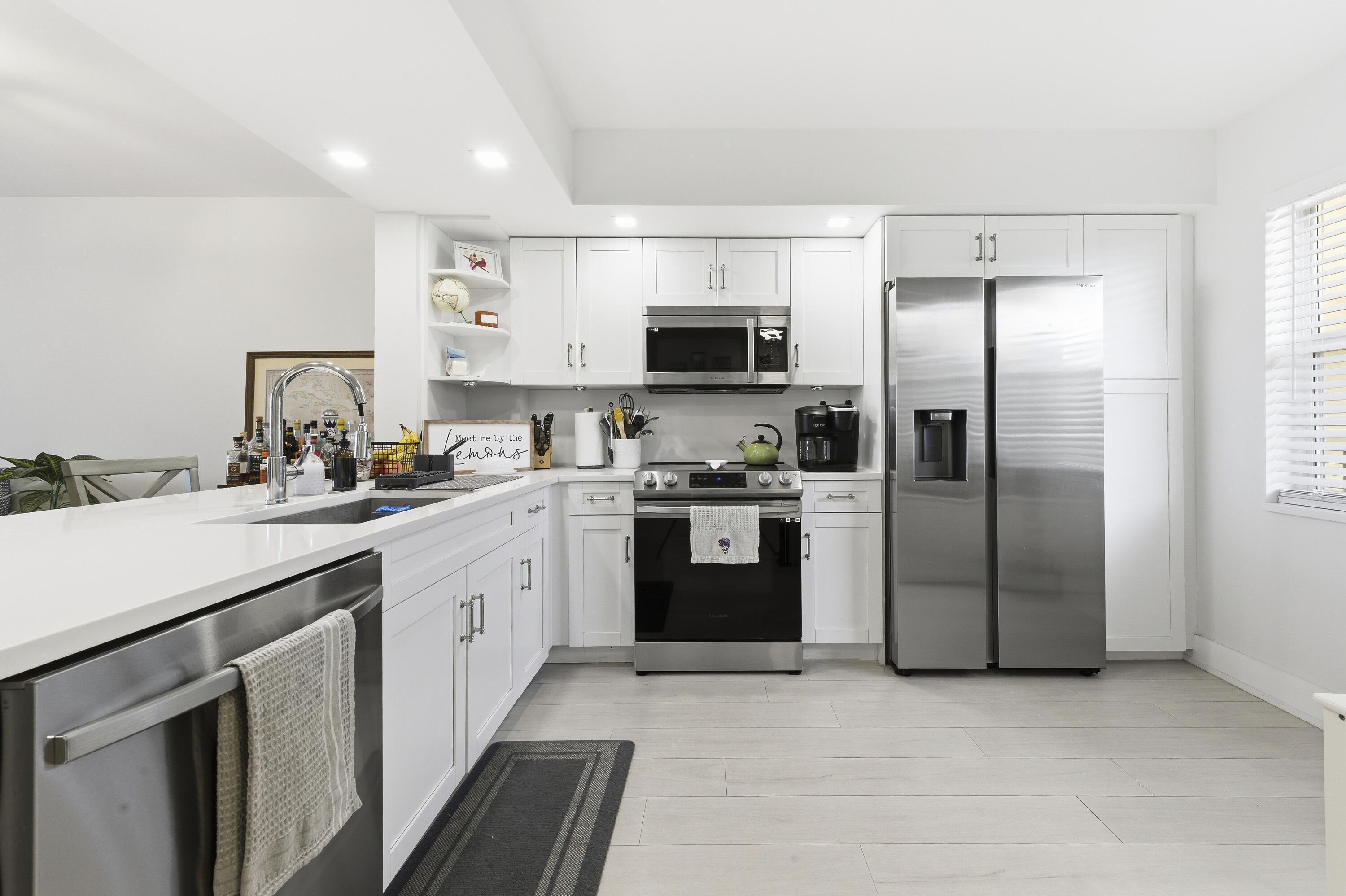 896 N Federal #523, Lantana FL 33462