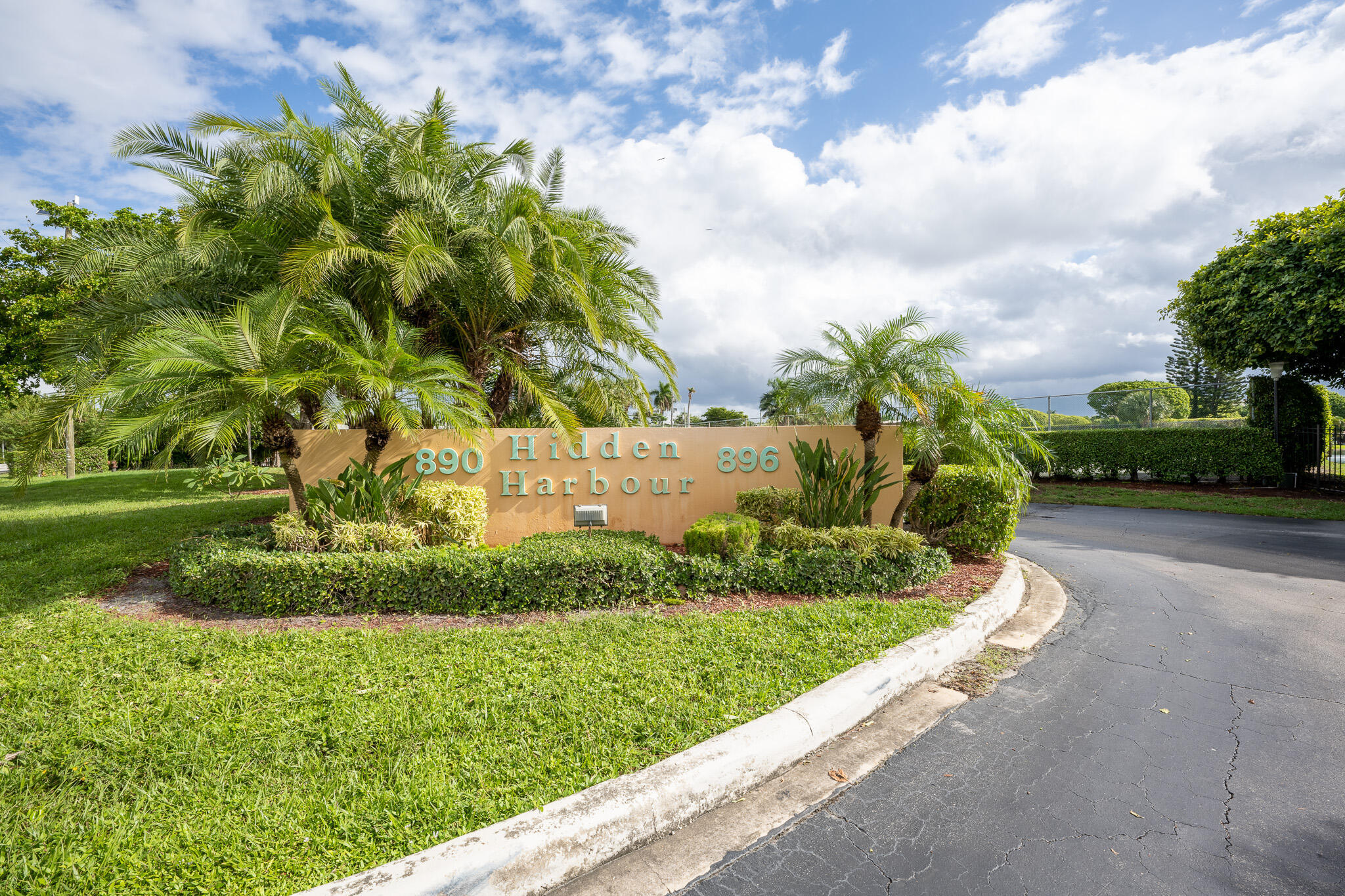 896 N Federal #523, Lantana FL 33462