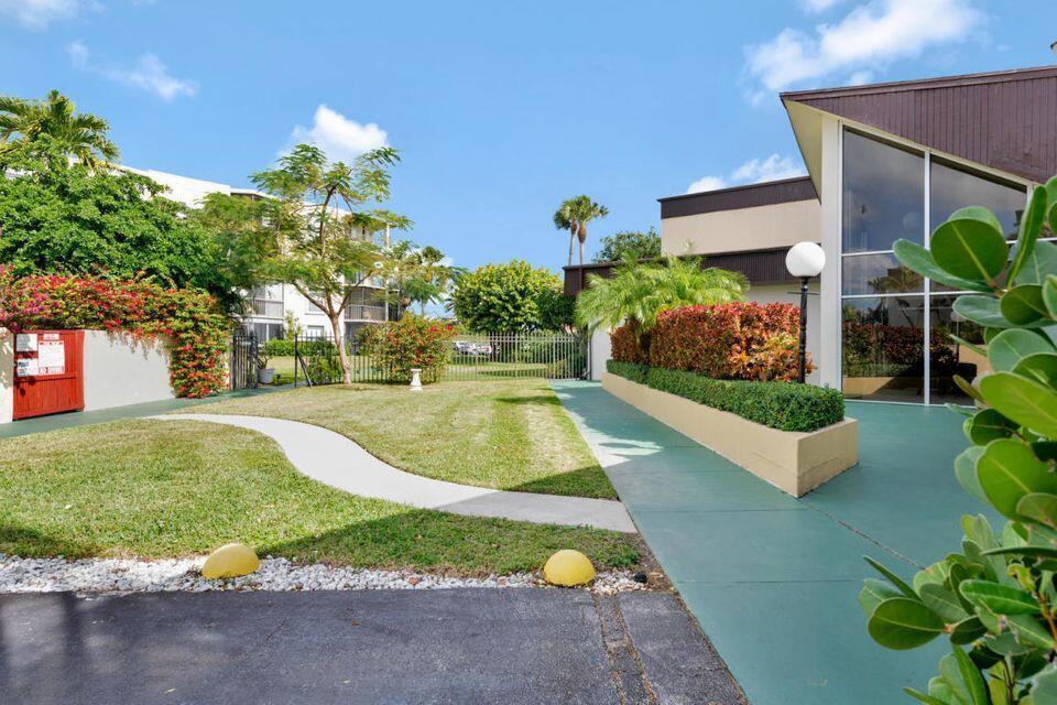896 N Federal #523, Lantana FL 33462