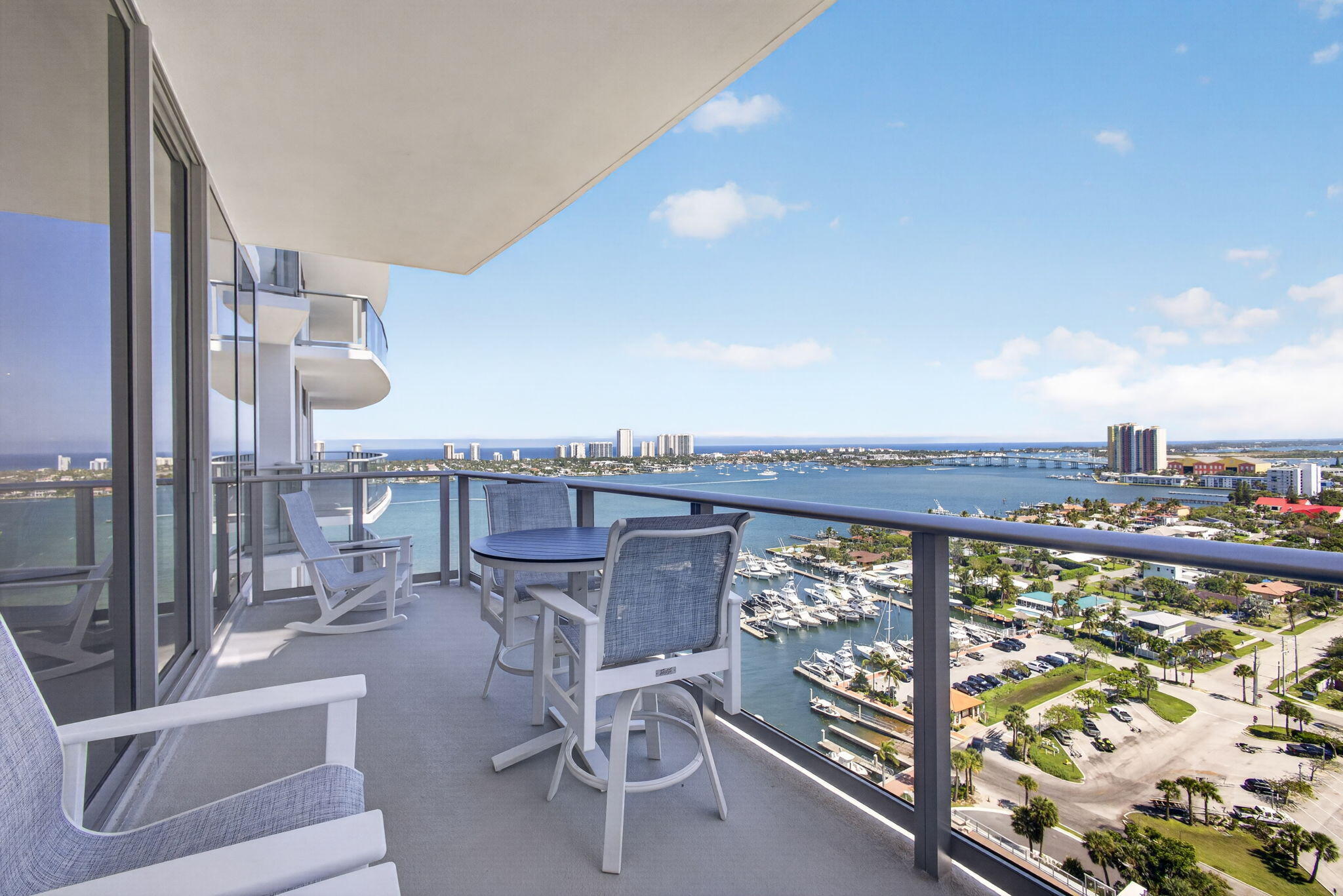 220 Lake Shore #1907, West Palm Beach FL 33403
