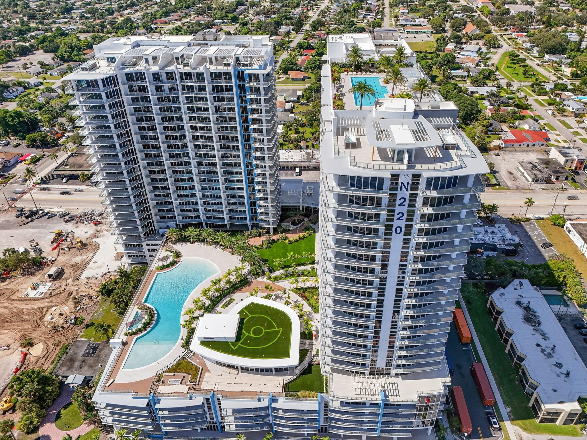 220 Lake Shore #1907, West Palm Beach FL 33403