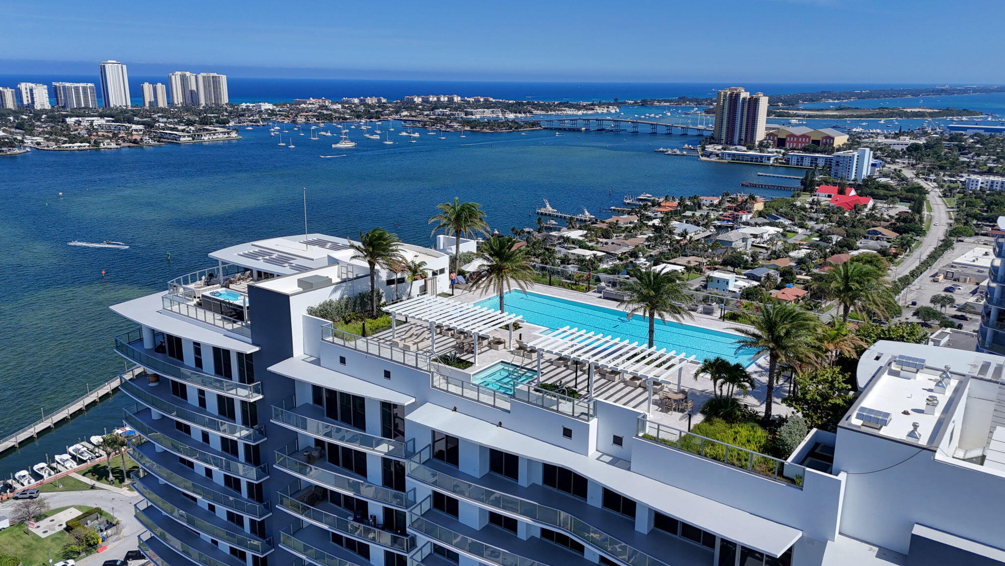 220 Lake Shore #1907, West Palm Beach FL 33403