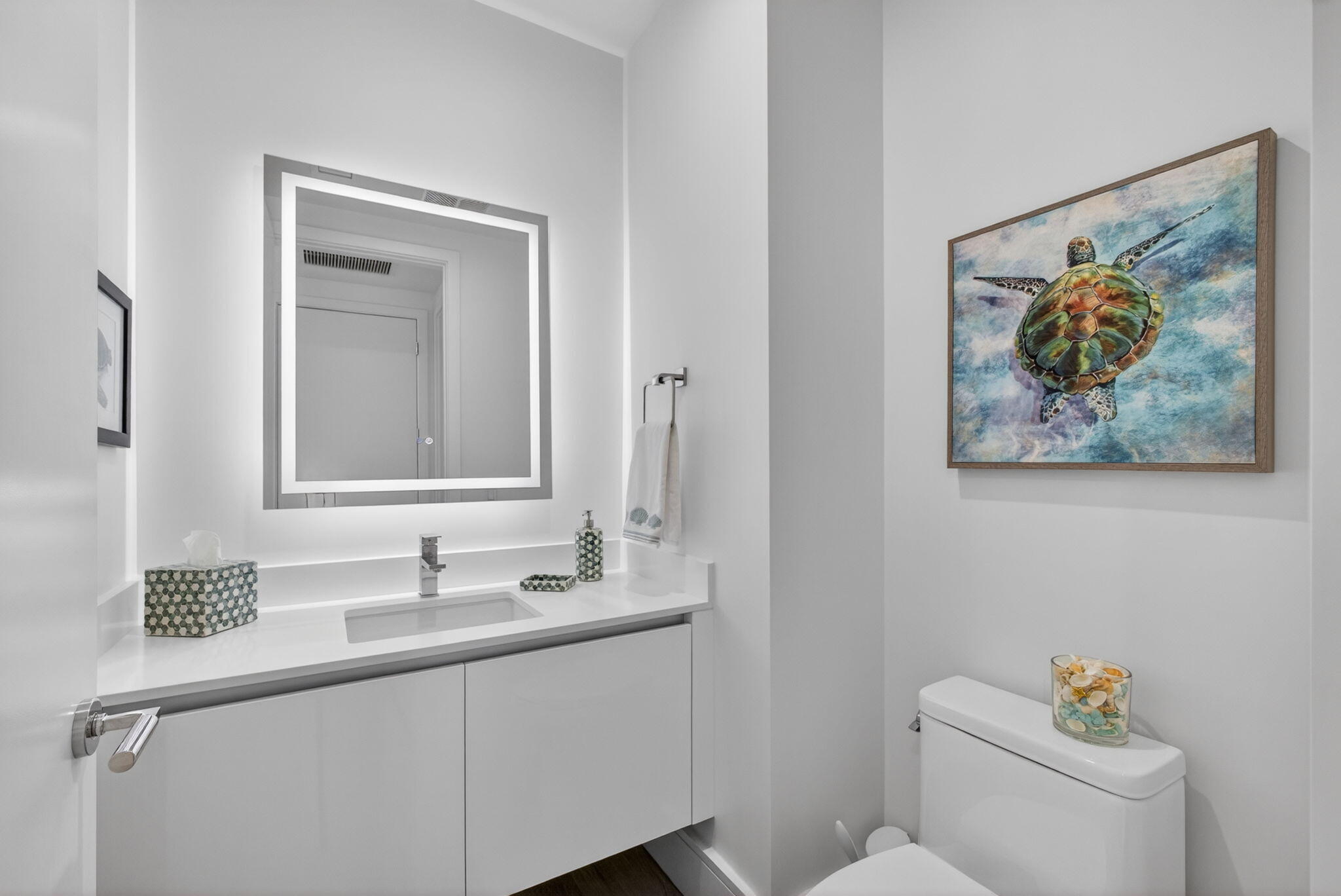 220 Lake Shore #1907, West Palm Beach FL 33403