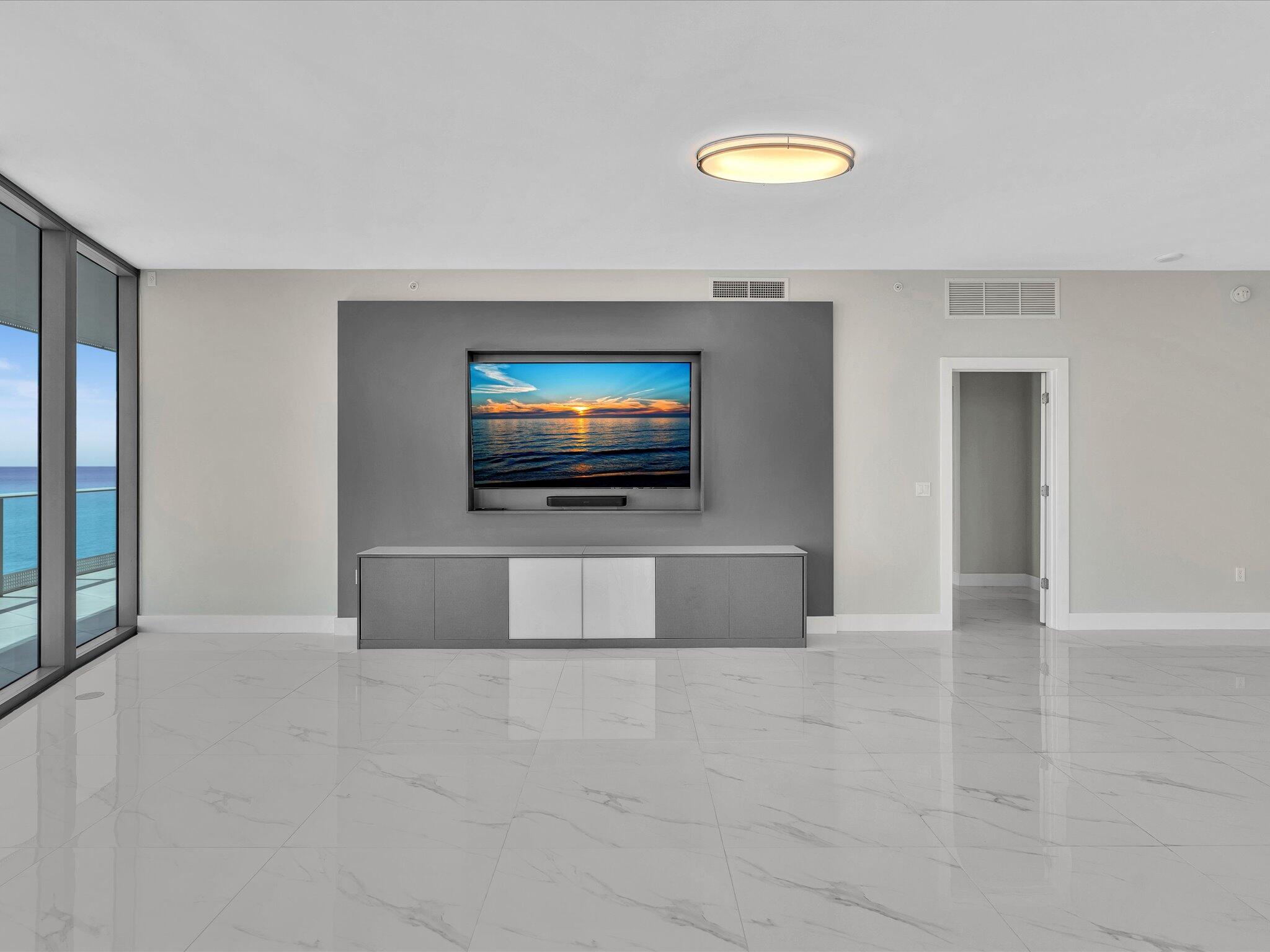 701 N Fort Lauderdale Beach #802, Fort Lauderdale FL 33304