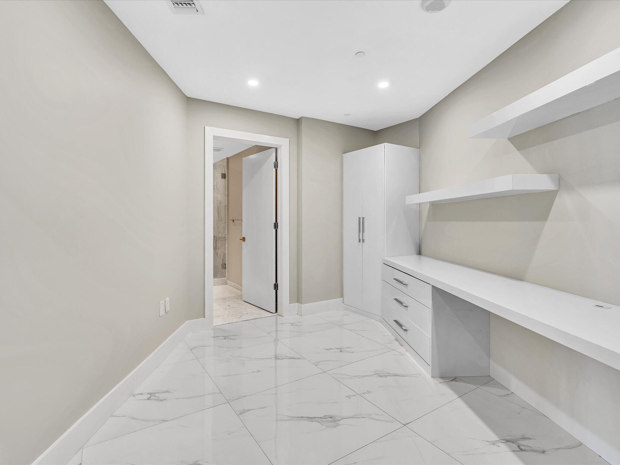 701 N Fort Lauderdale Beach #802, Fort Lauderdale FL 33304