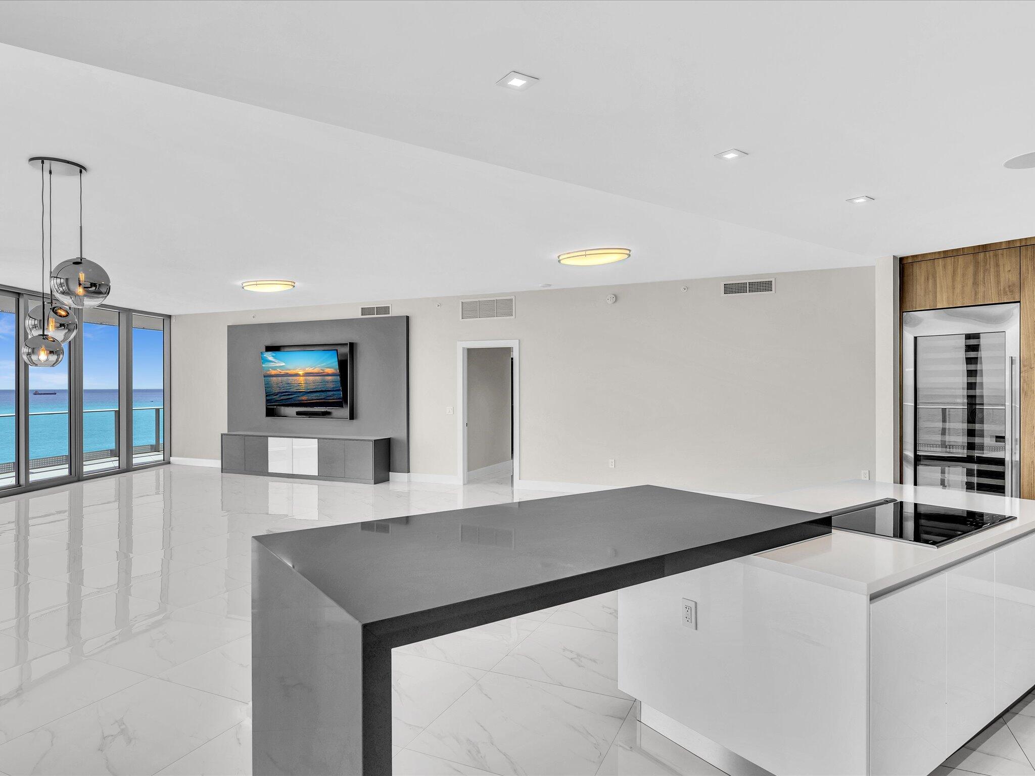 701 N Fort Lauderdale Beach #802, Fort Lauderdale FL 33304