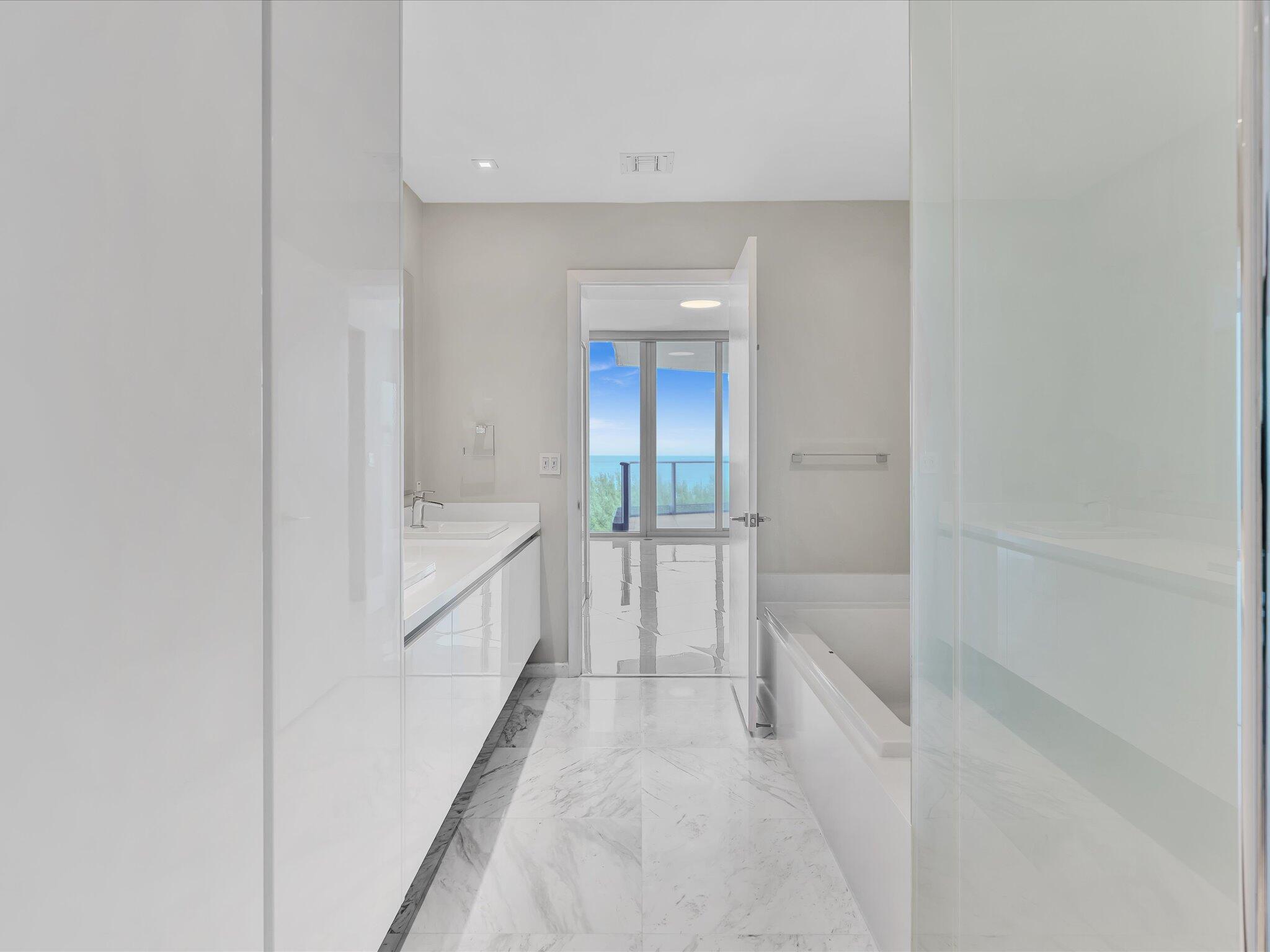 701 N Fort Lauderdale Beach #802, Fort Lauderdale FL 33304