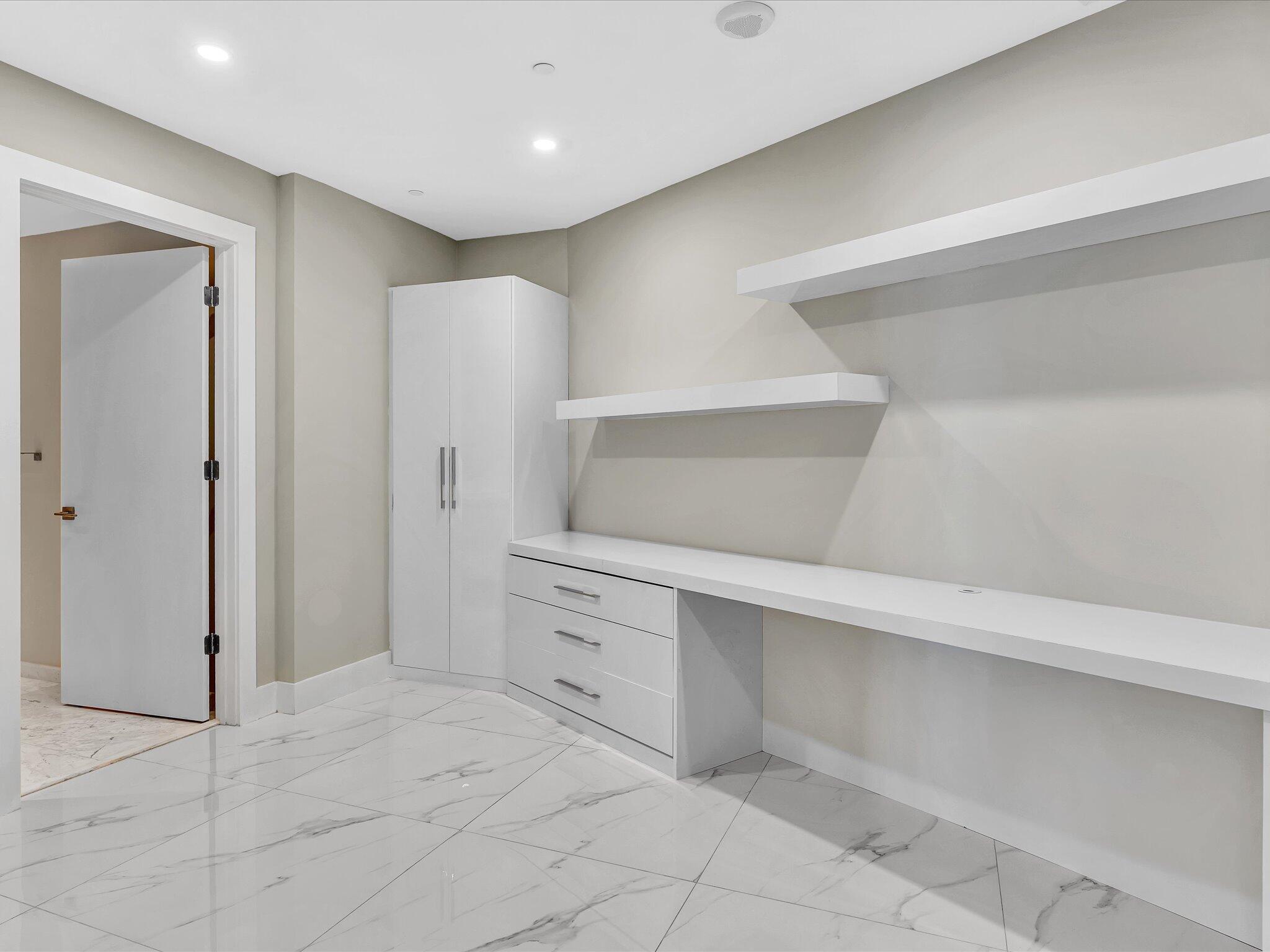 701 N Fort Lauderdale Beach #802, Fort Lauderdale FL 33304