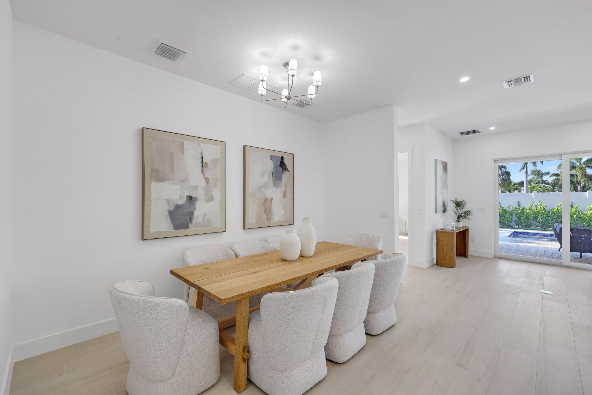 309 Claremont, West Palm Beach FL 33404
