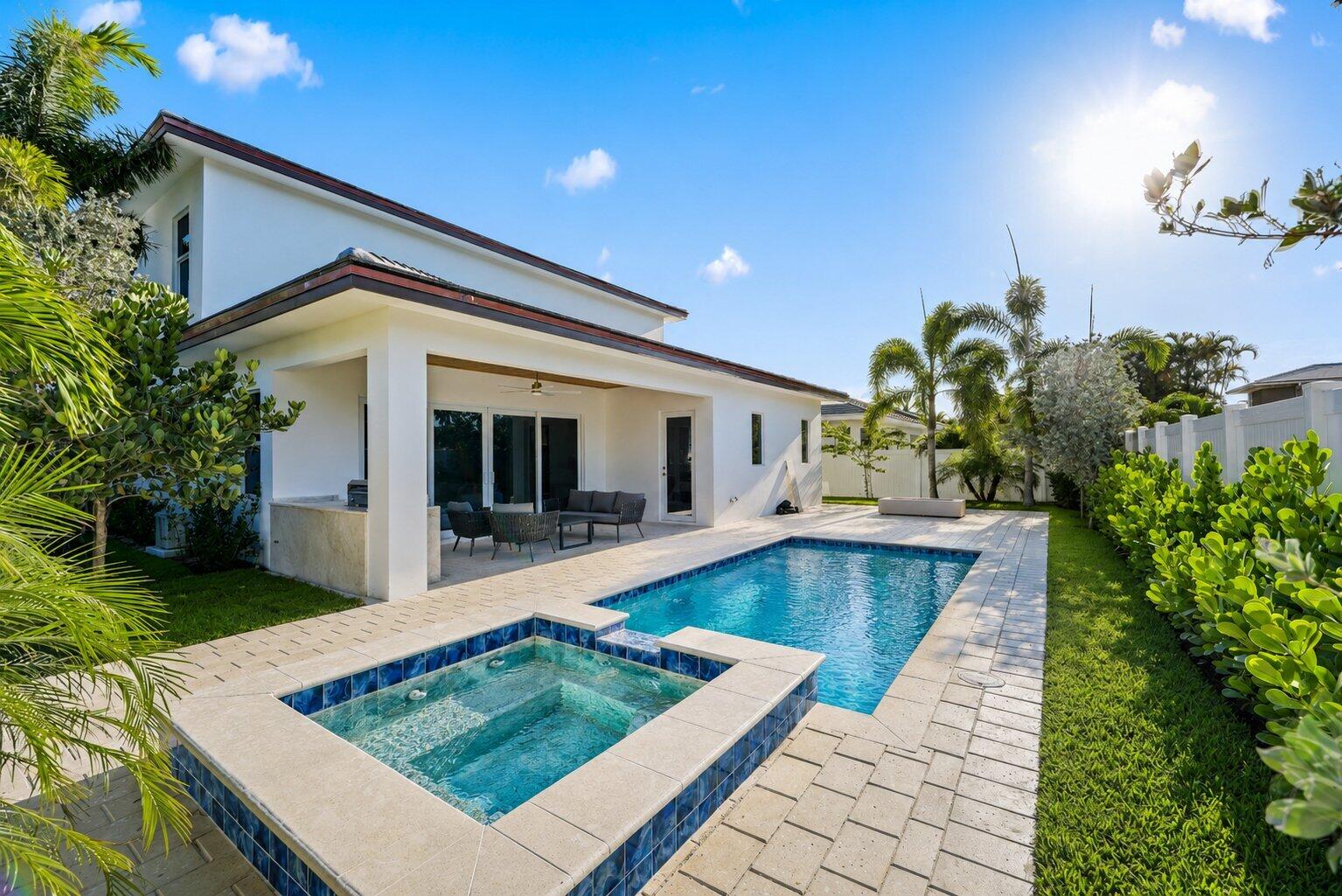 309 Claremont, West Palm Beach FL 33404