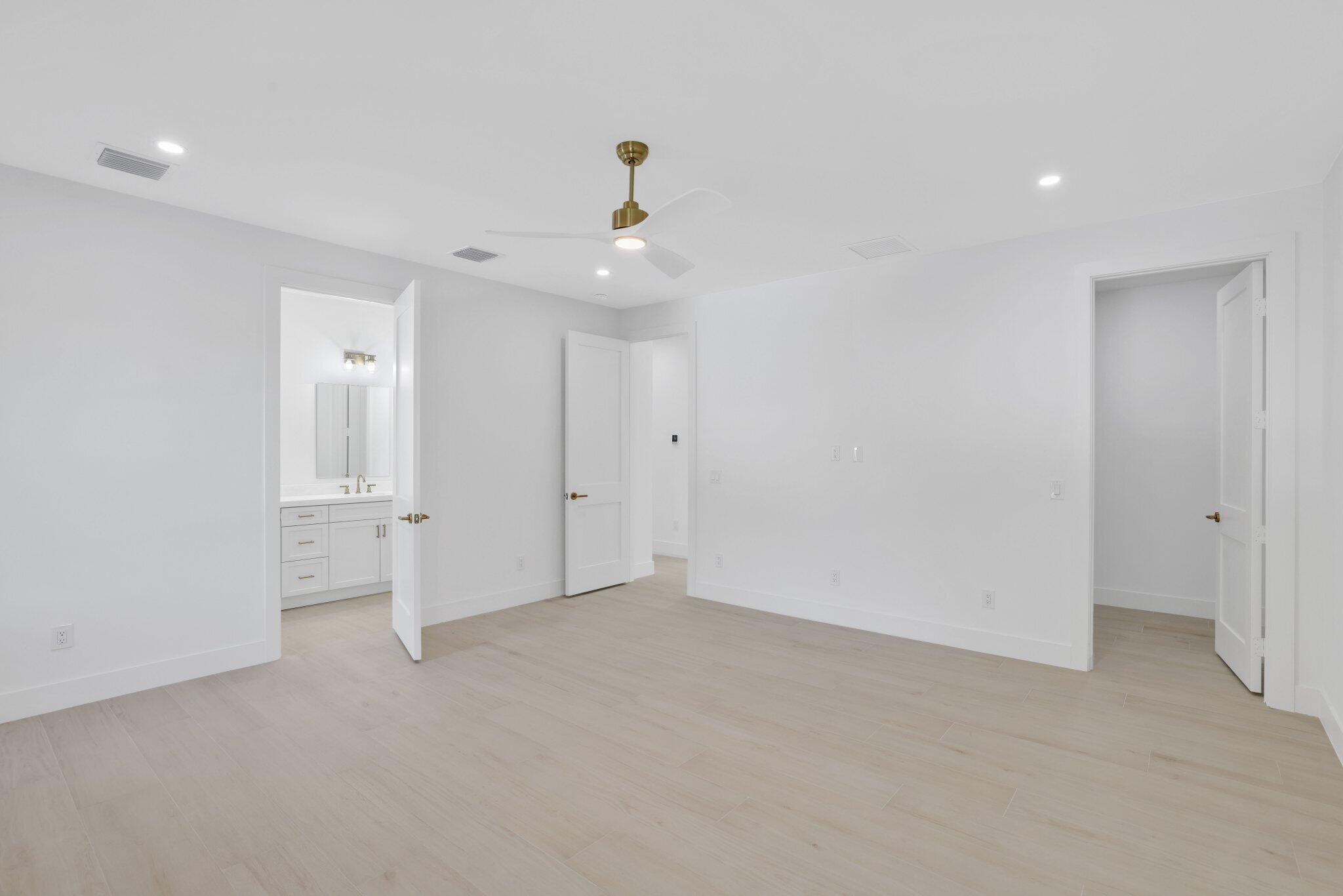 309 Claremont, West Palm Beach FL 33404